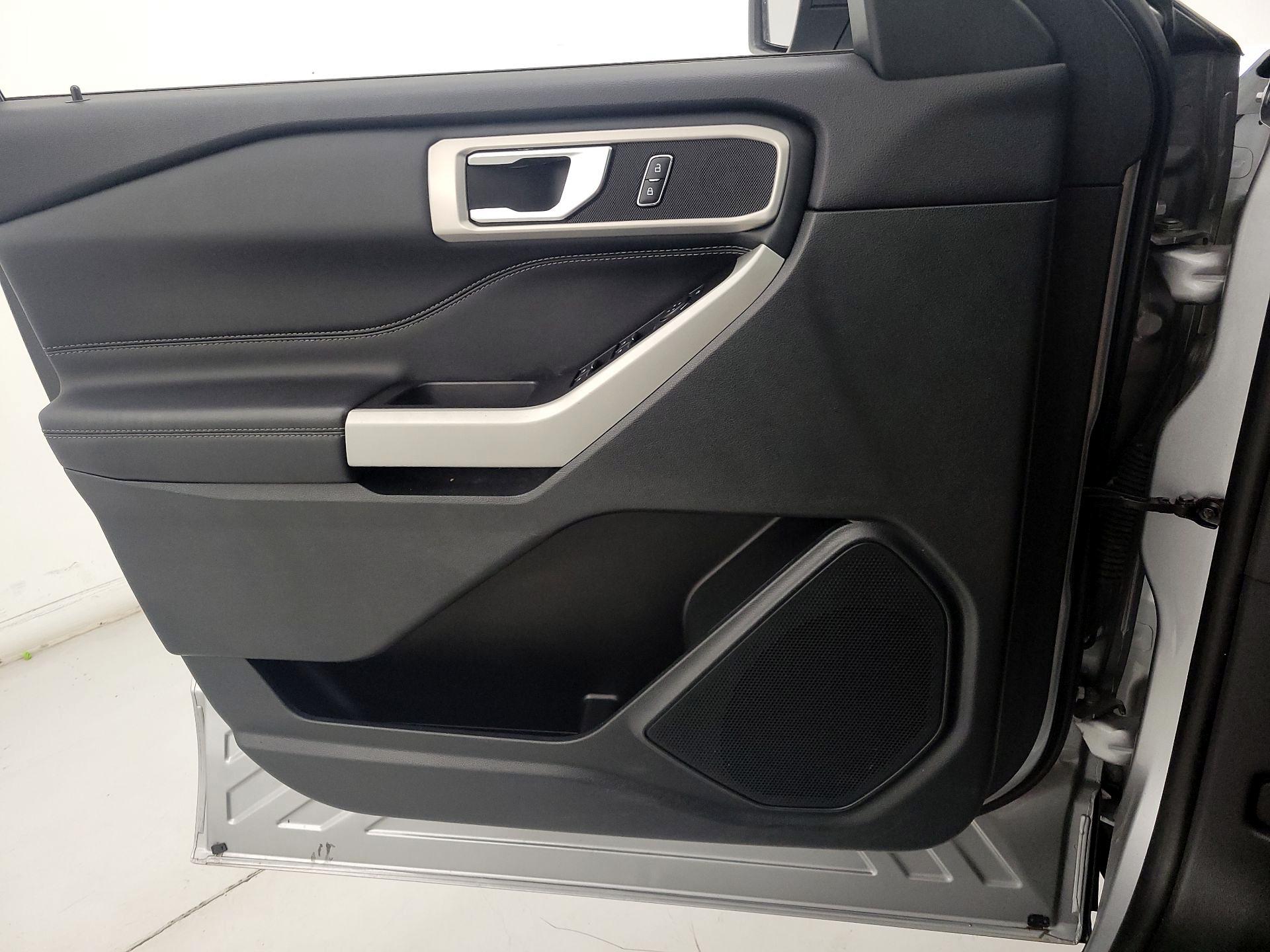 Thumbnail: 2023 Ford Explorer - 12