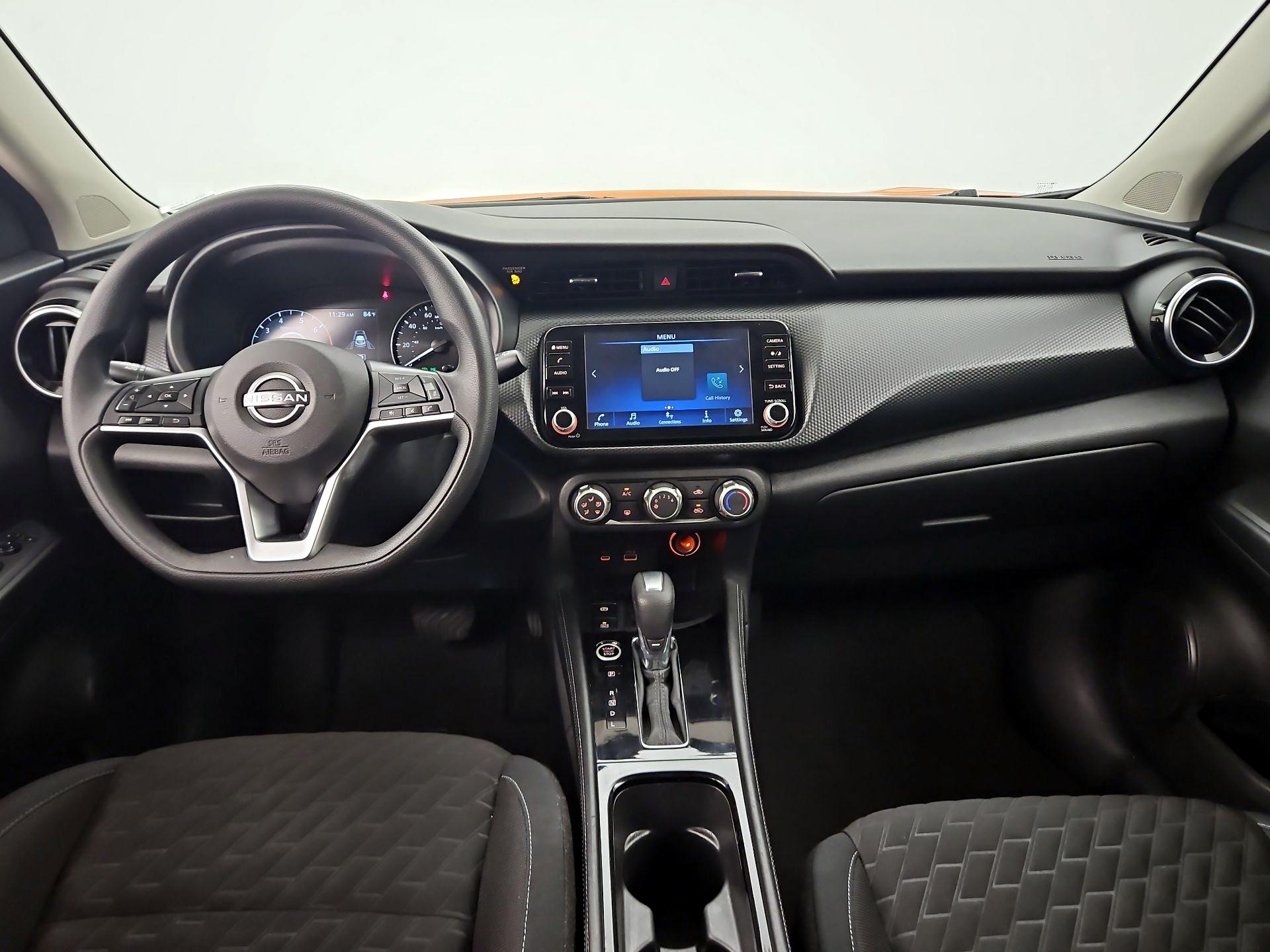 Thumbnail: 2023 Nissan Kicks - 9