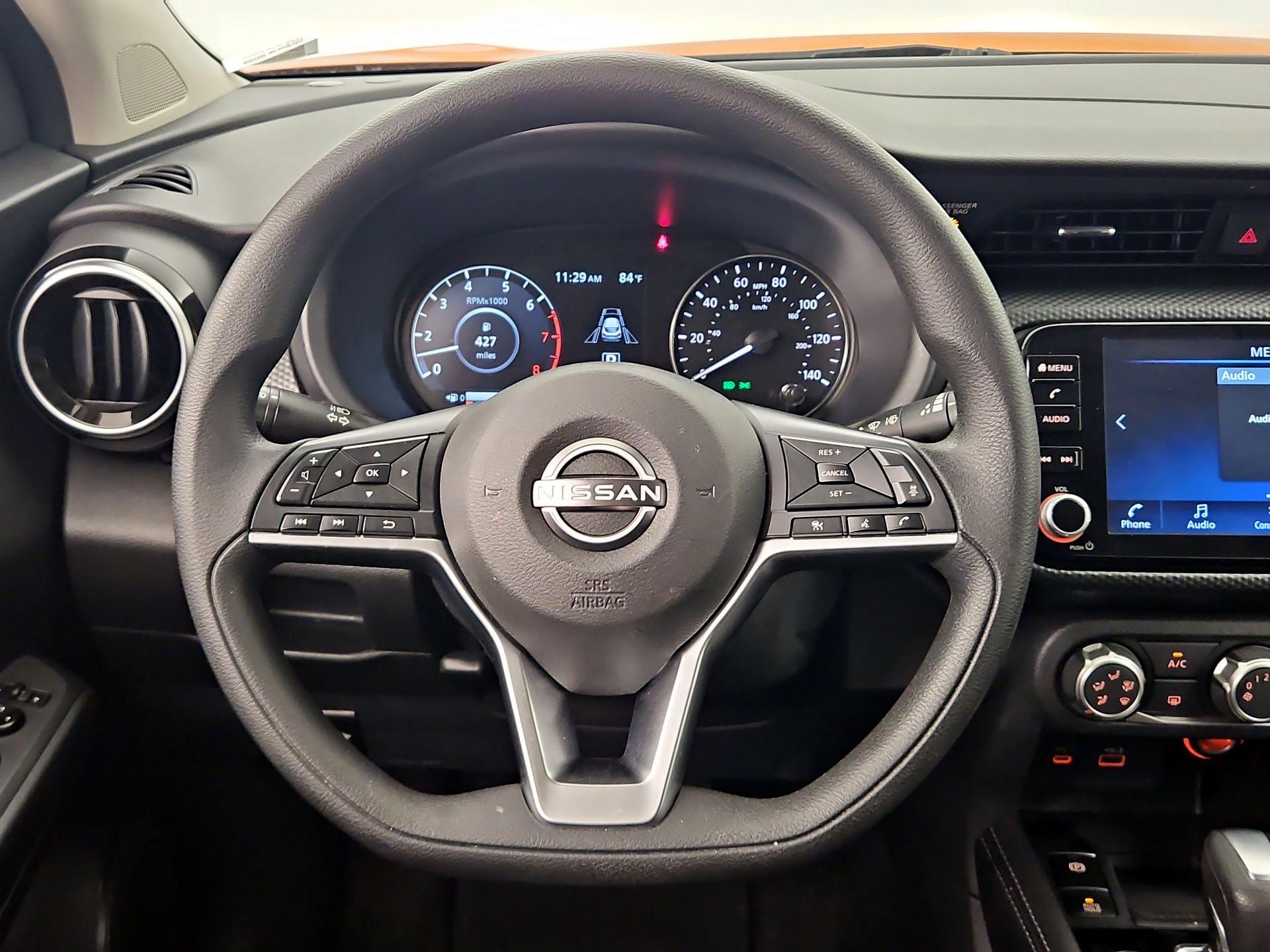 Thumbnail: 2023 Nissan Kicks - 17