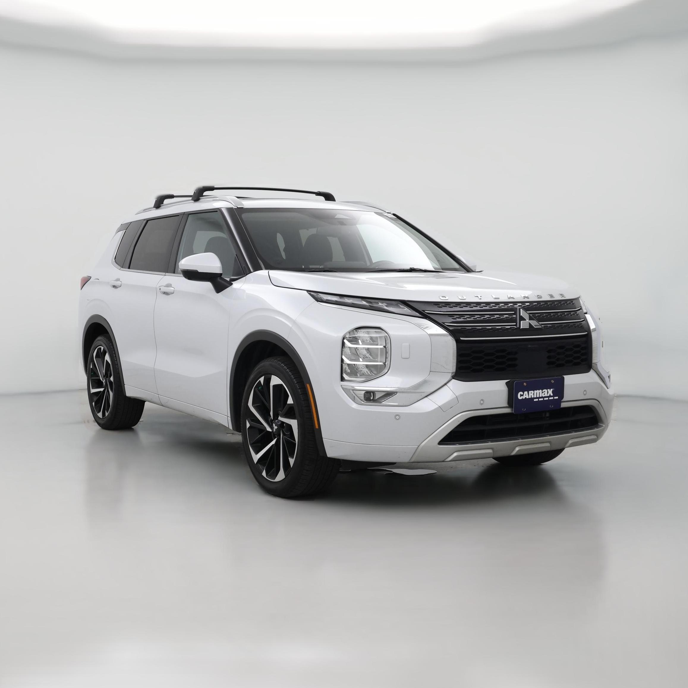 Thumbnail: 2024 Mitsubishi Outlander - 1