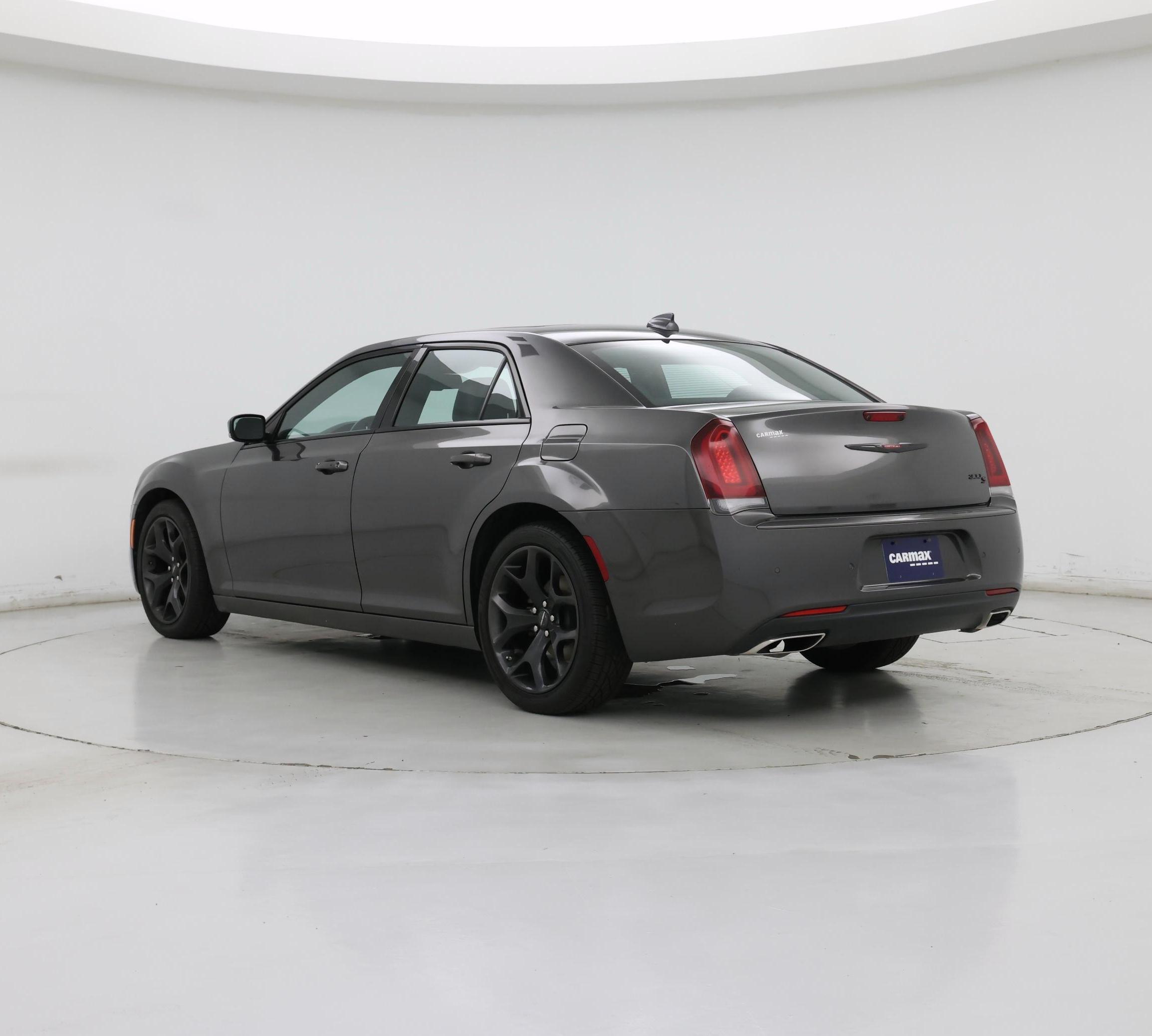 Thumbnail: 2022 Chrysler 300 - 2