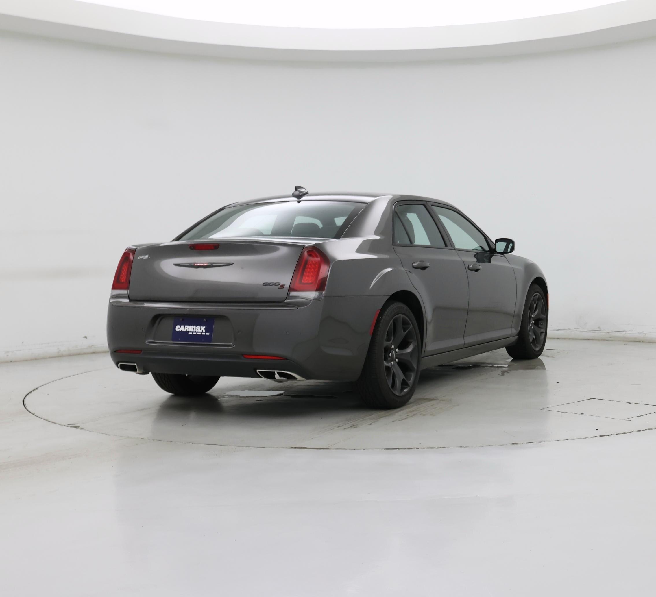 Thumbnail: 2022 Chrysler 300 - 8