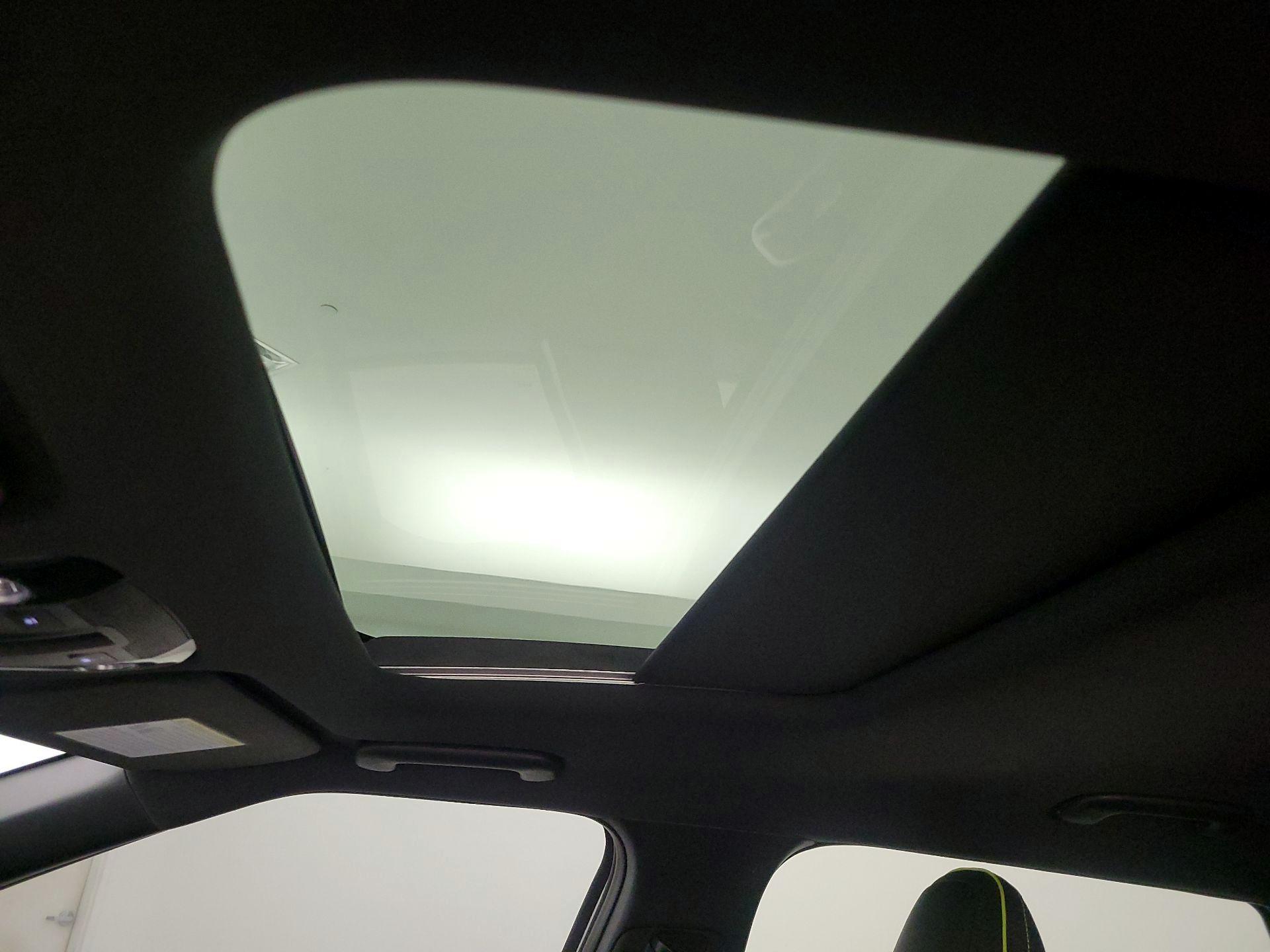 Thumbnail: 2023 Kia EV6 - 20