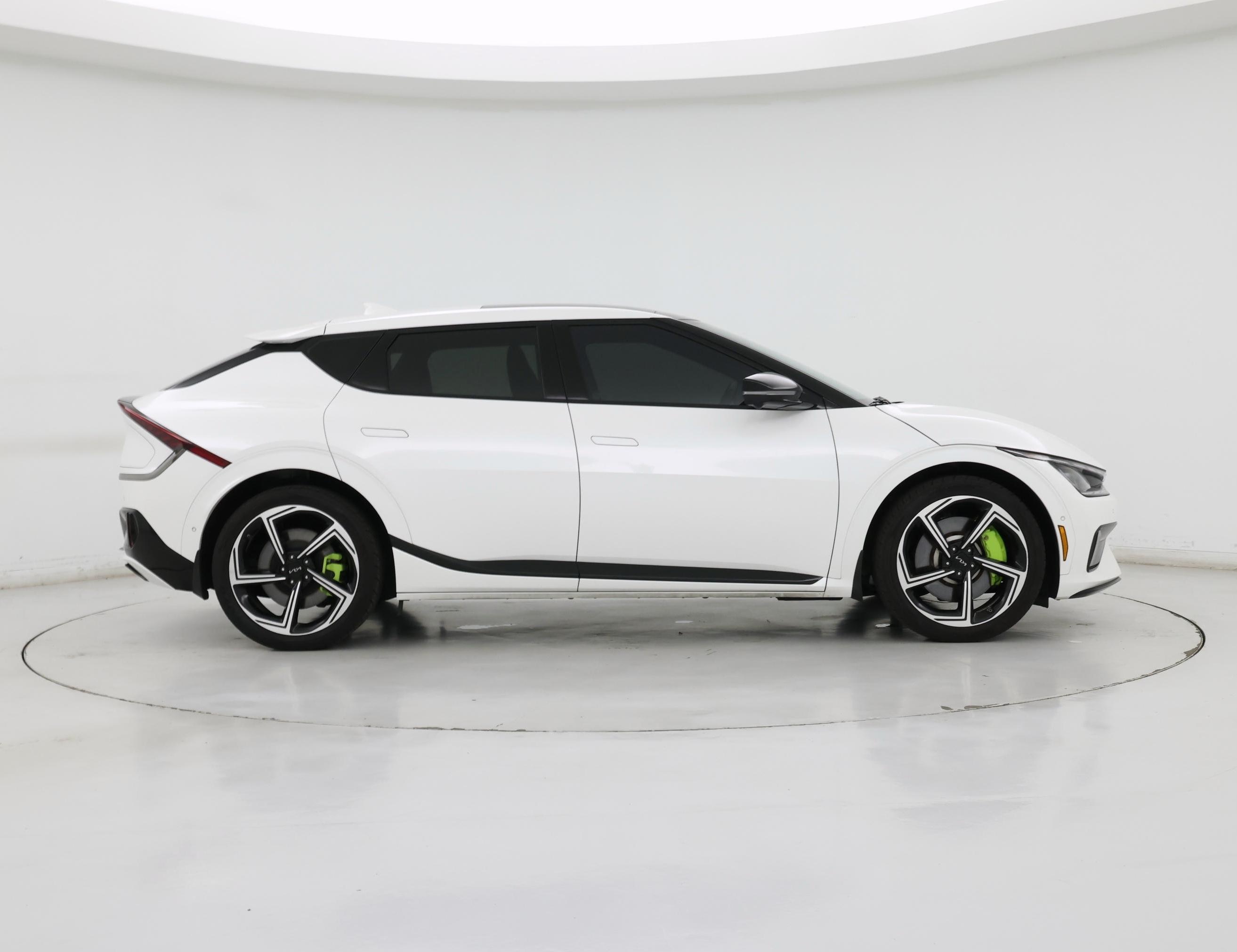 Thumbnail: 2023 Kia EV6 - 7
