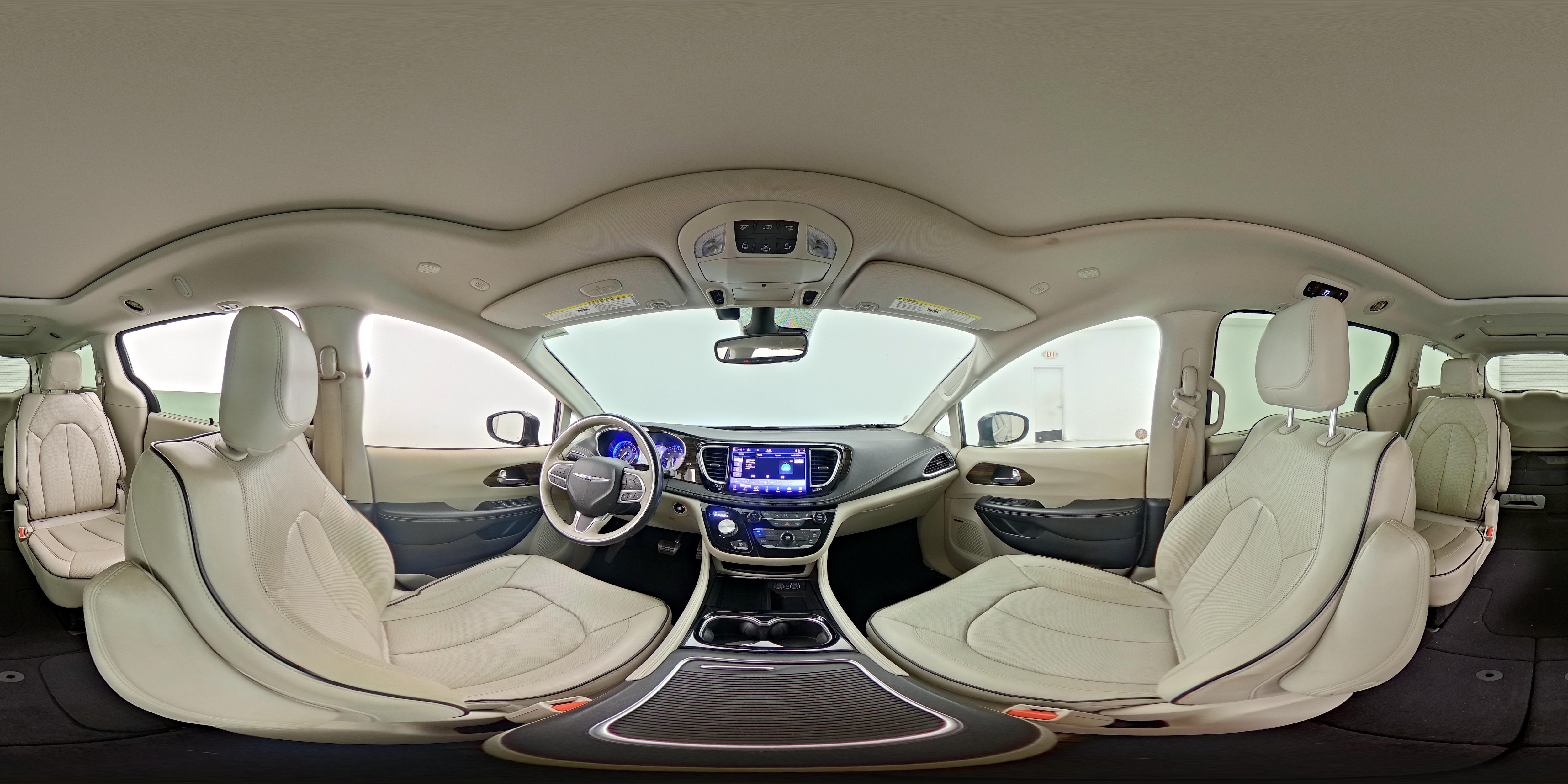2021 Chrysler Pacifica Limited - Photo 26