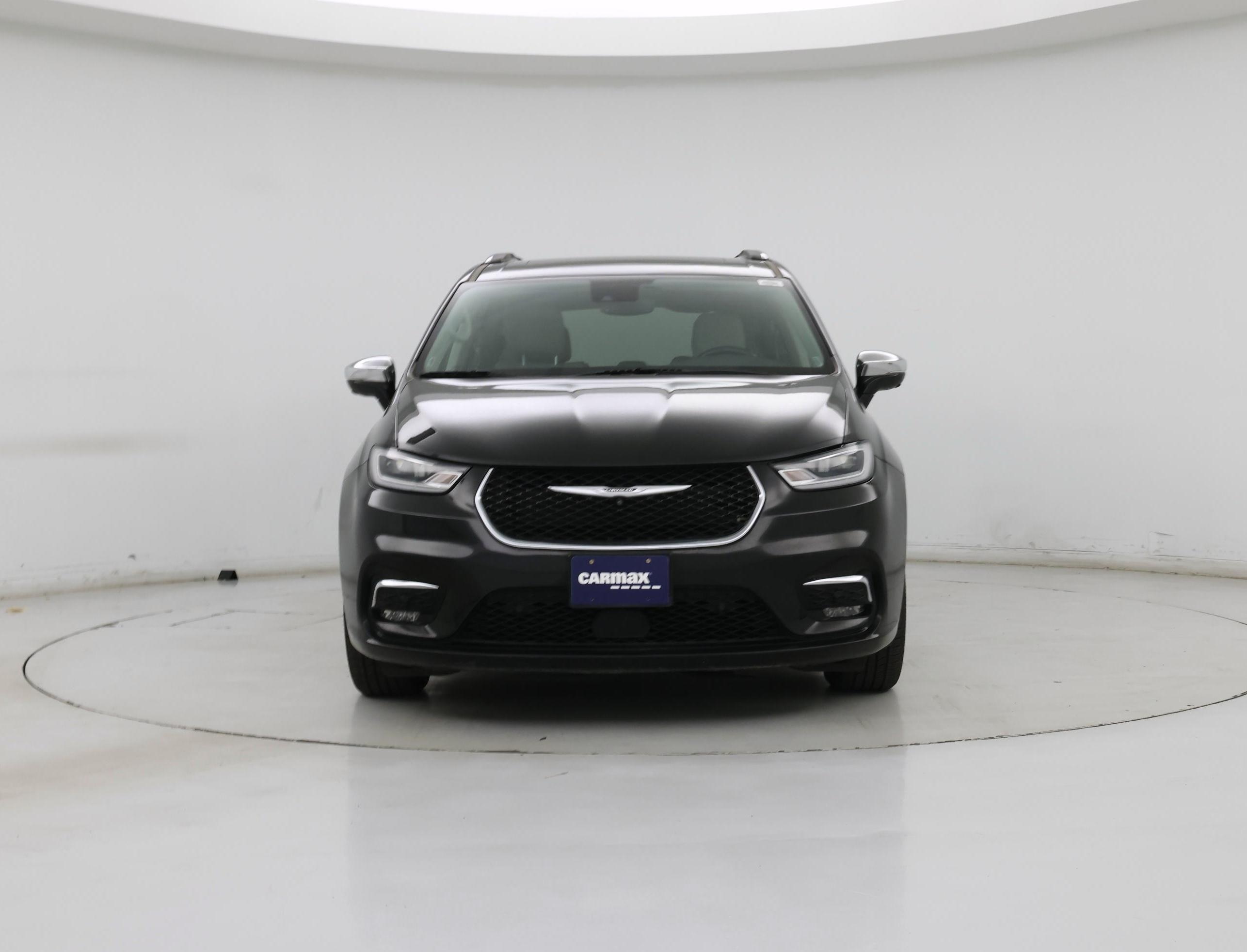 Thumbnail: 2021 Chrysler Pacifica - 5