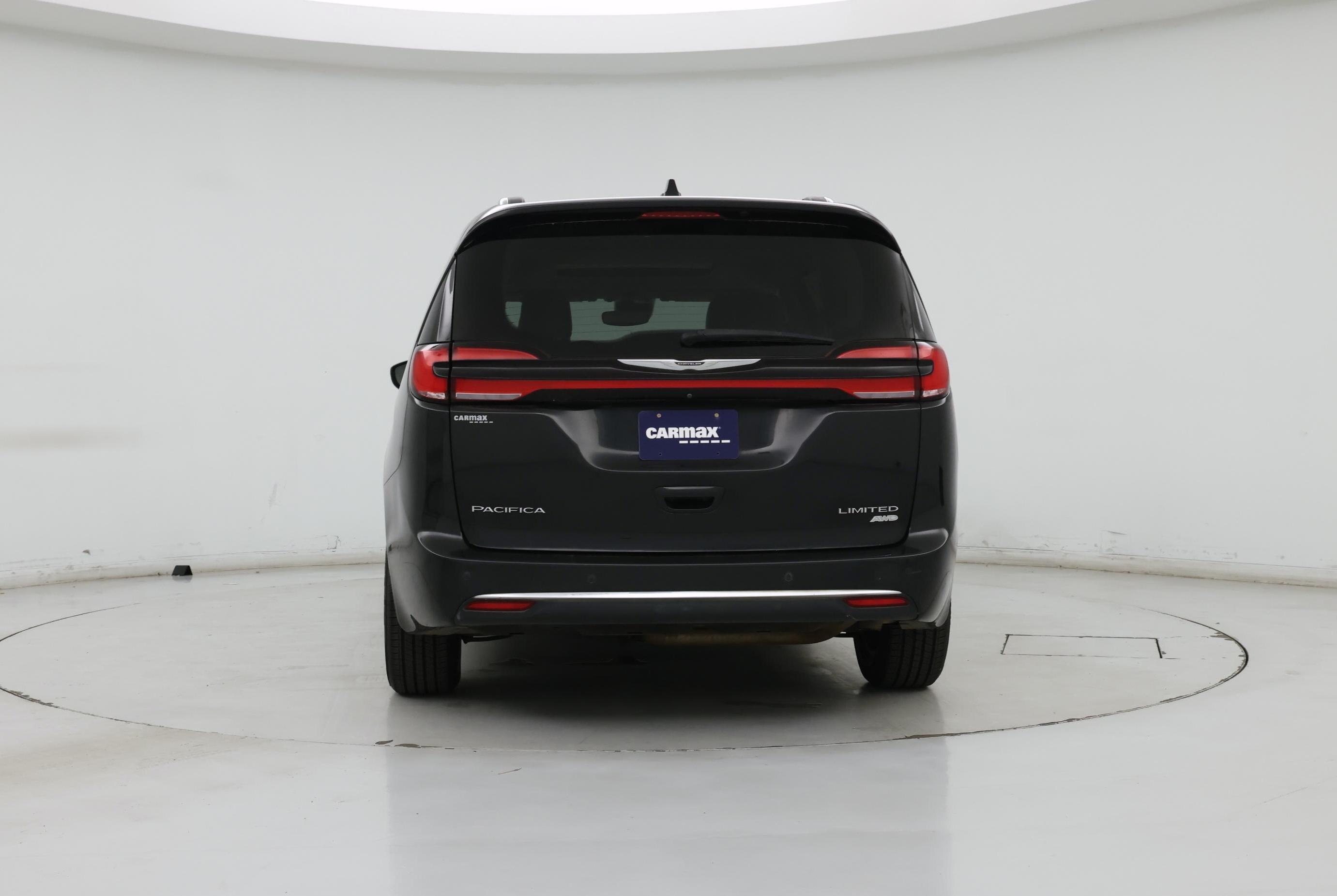Thumbnail: 2021 Chrysler Pacifica - 6