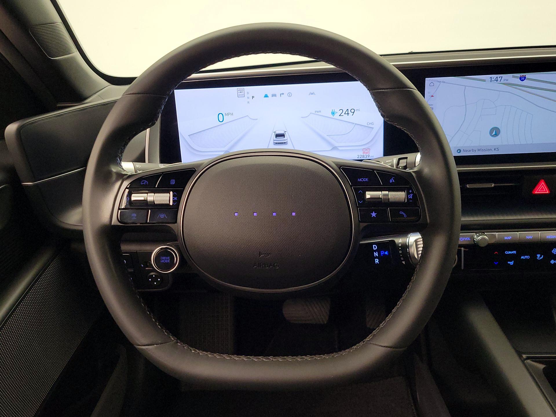 Thumbnail: 2023 Hyundai Ioniq 6 - 10