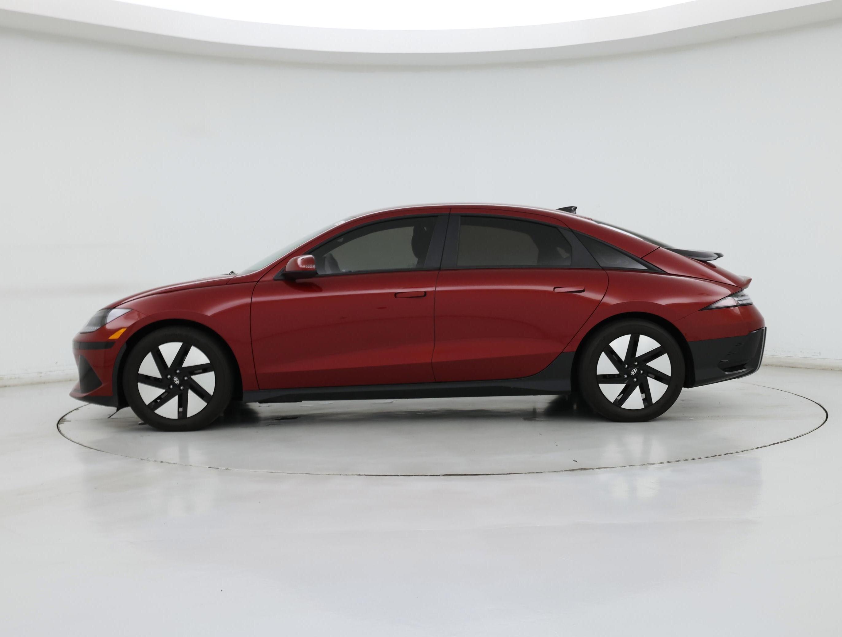 Thumbnail: 2023 Hyundai Ioniq 6 - 3