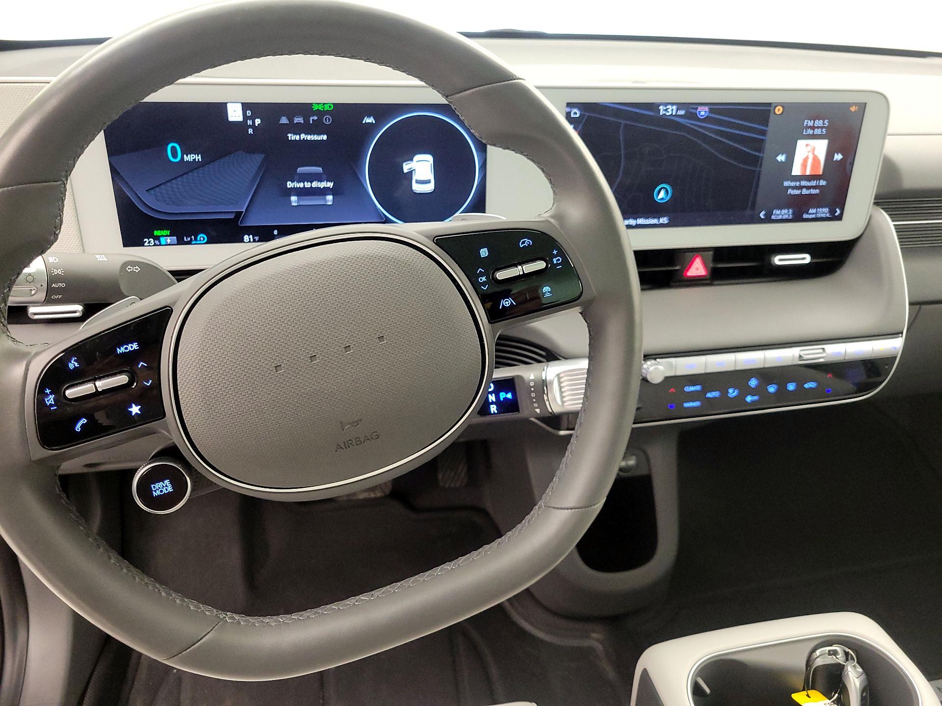 Thumbnail: 2023 Hyundai Ioniq 5 - 10