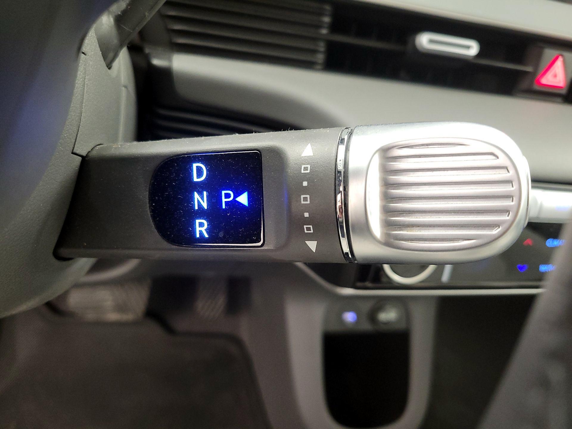 Thumbnail: 2023 Hyundai Ioniq 5 - 18