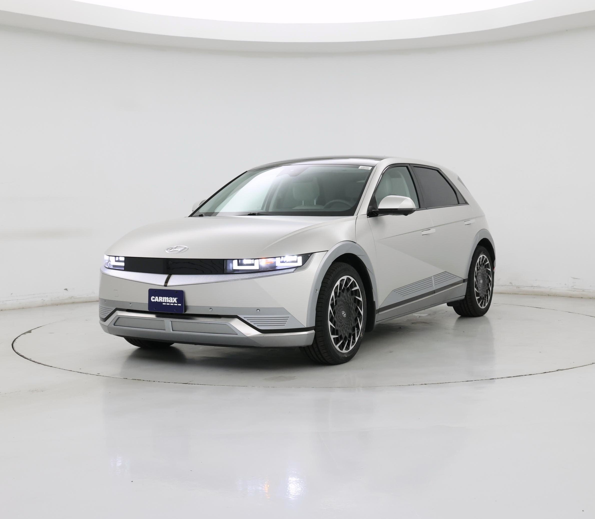 Thumbnail: 2023 Hyundai Ioniq 5 - 4