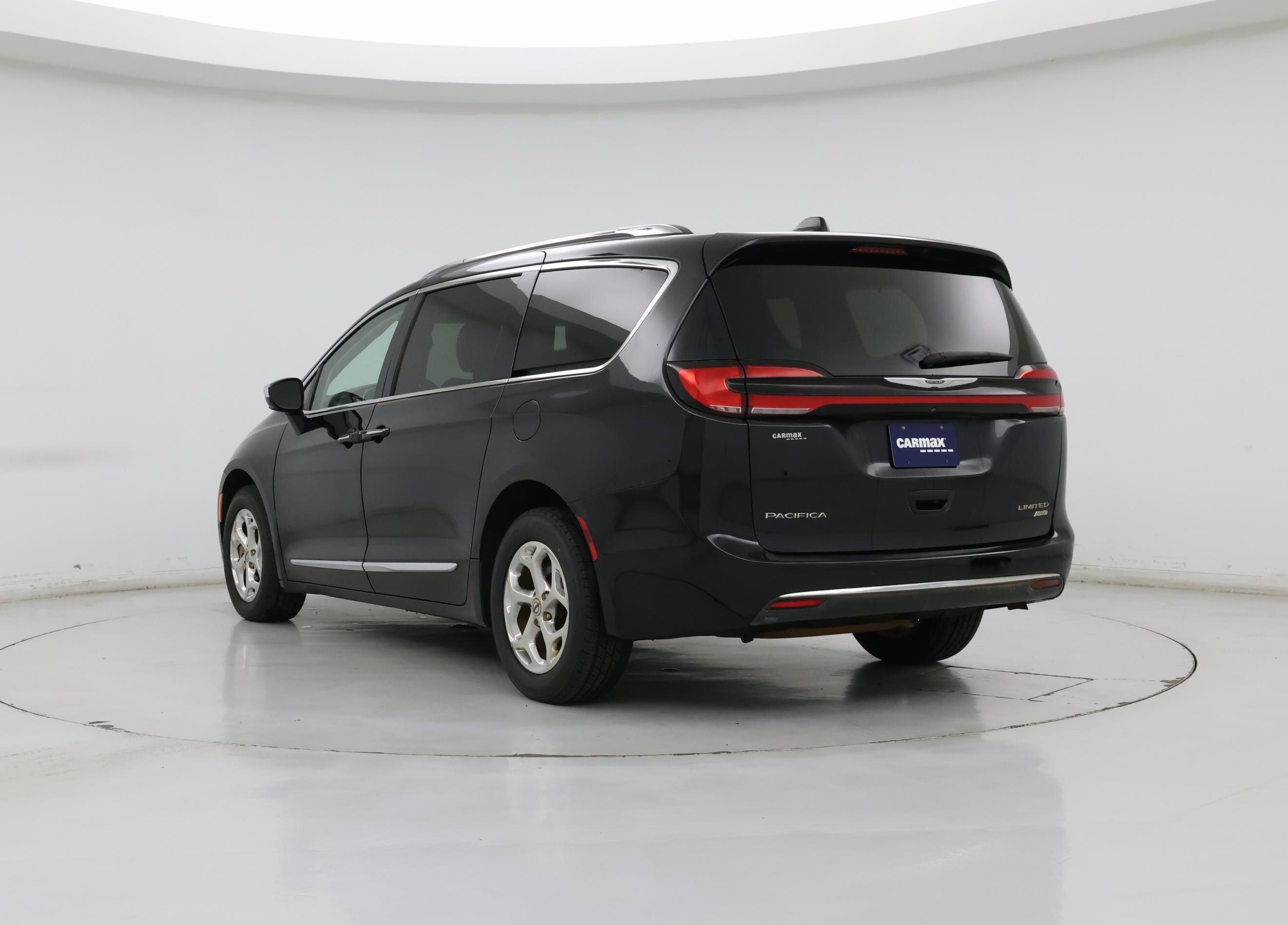 Thumbnail: 2021 Chrysler Pacifica - 2