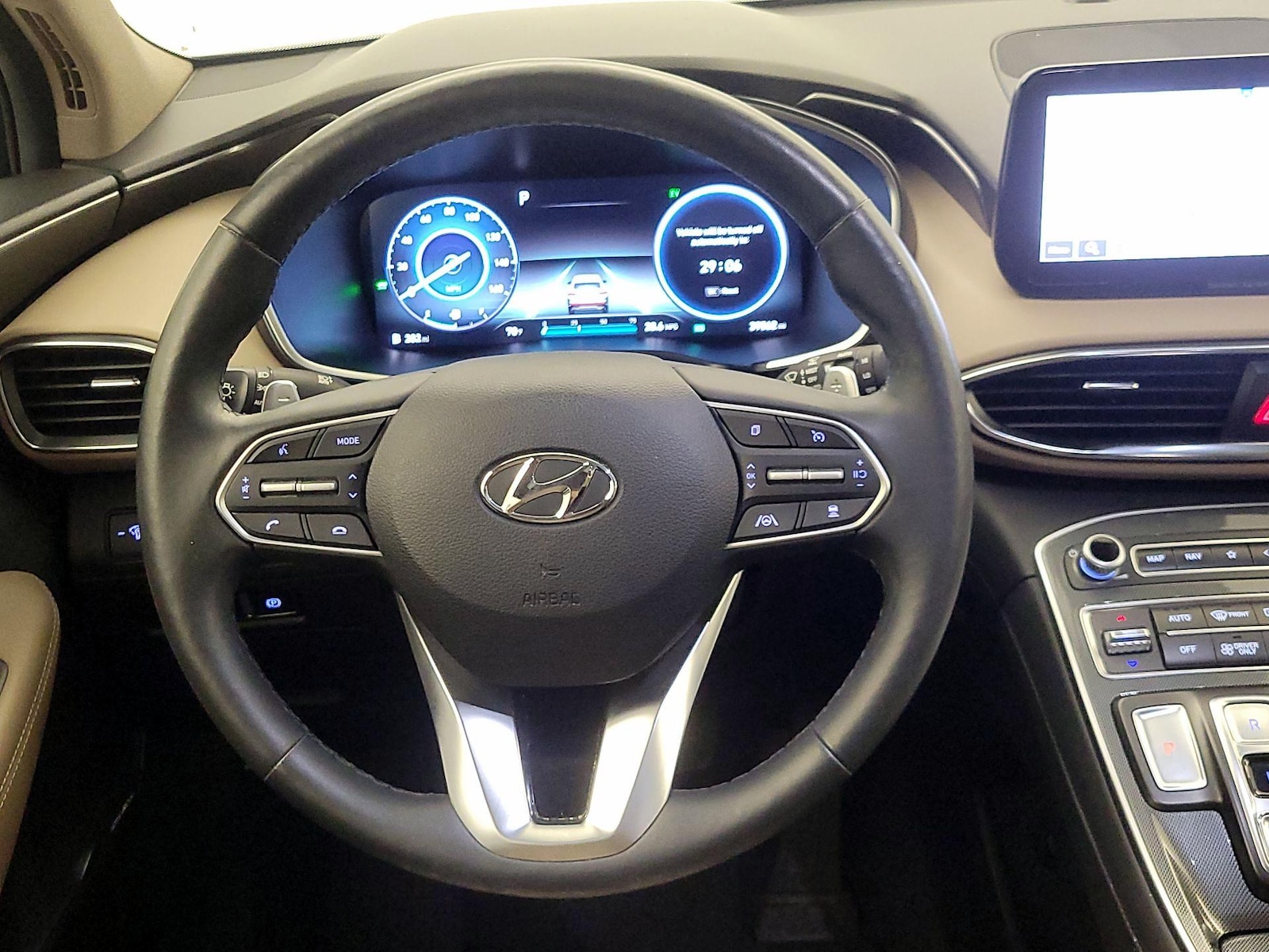 2023 Hyundai Santa Fe Limited HEV - Photo 11