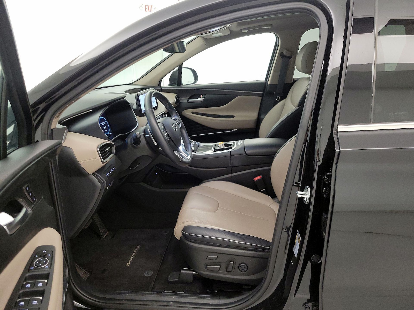 2023 Hyundai Santa Fe Limited HEV - Photo 12