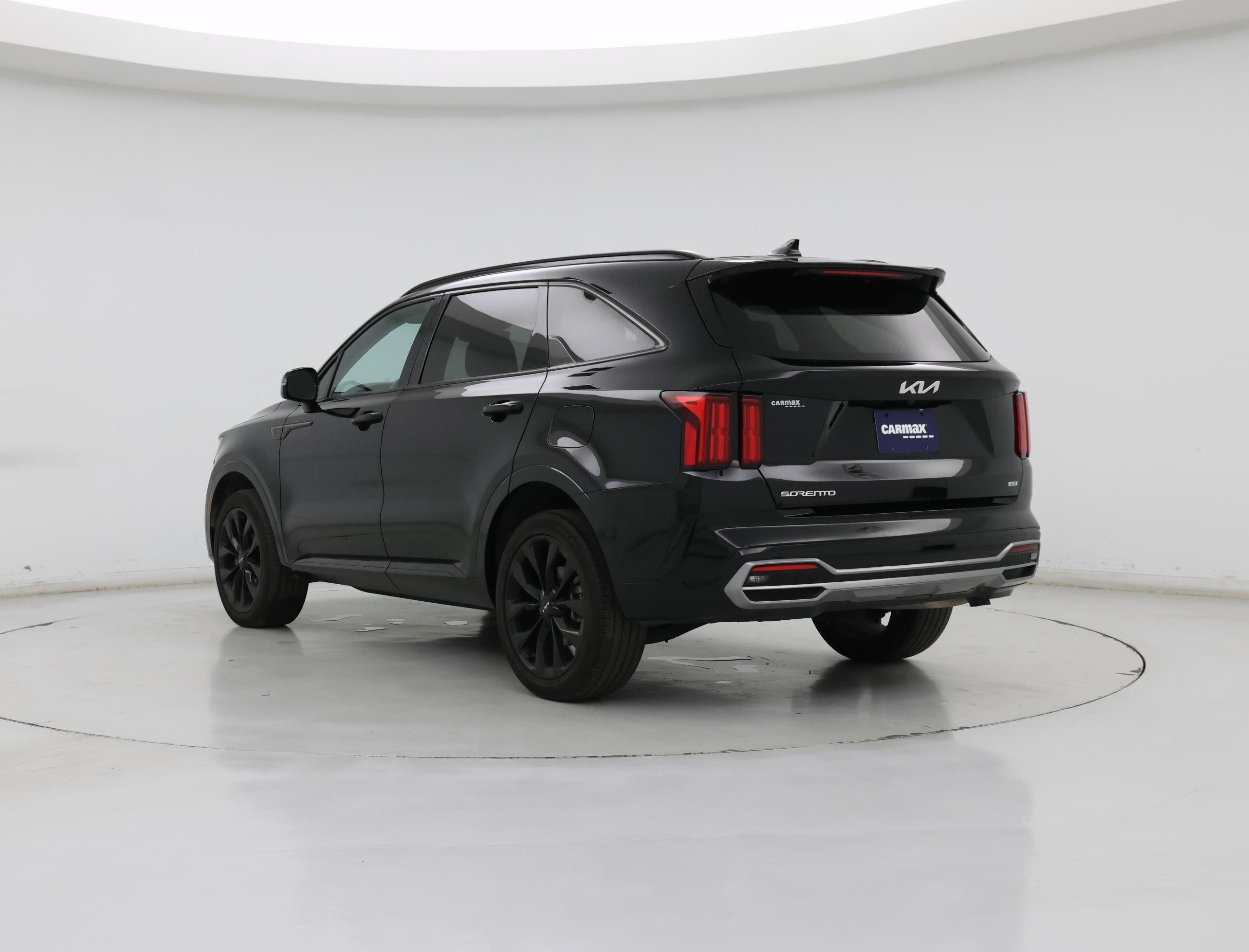 Thumbnail: 2023 Kia Sorento - 2