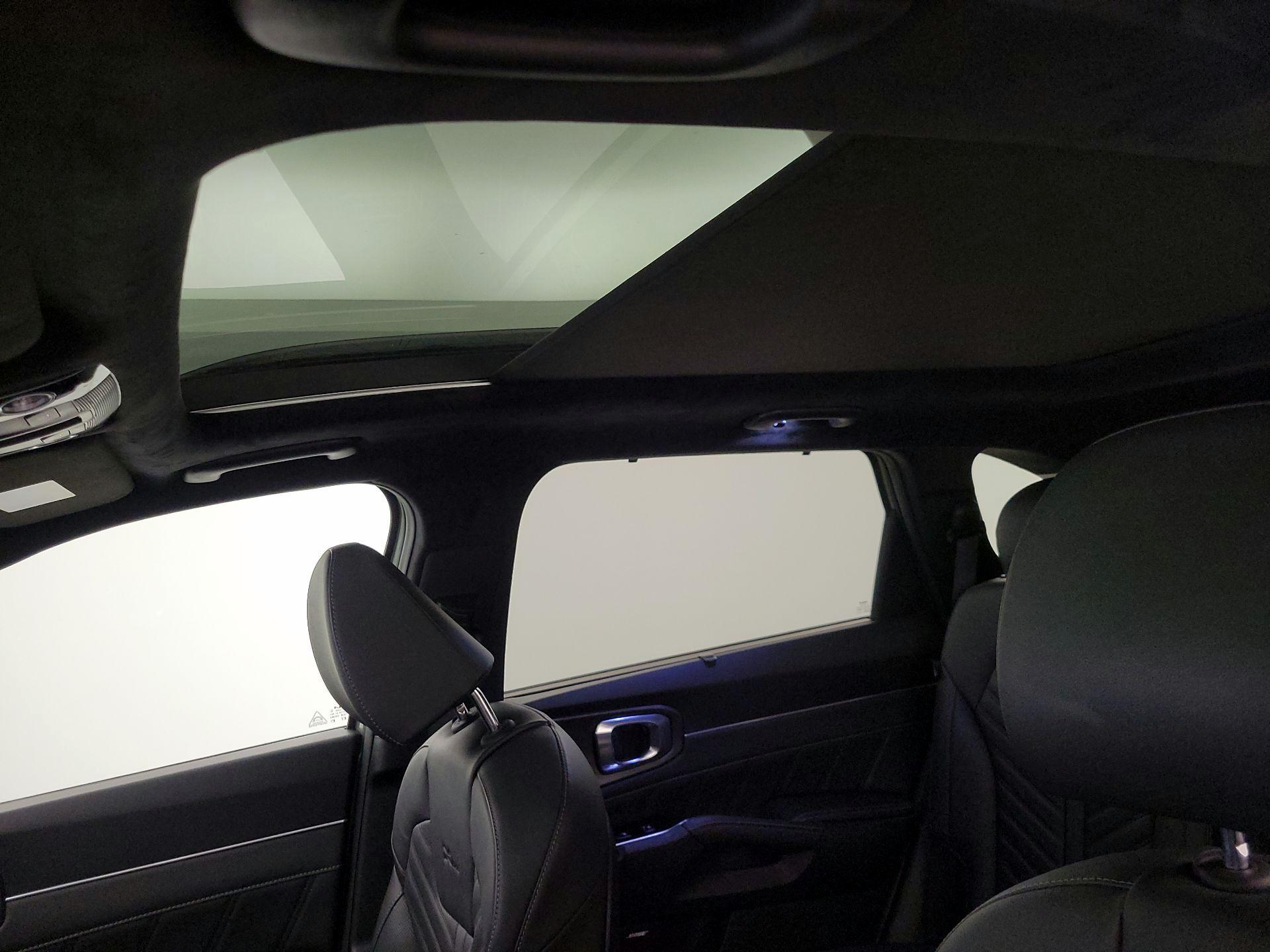 Thumbnail: 2024 Kia Sorento - 20