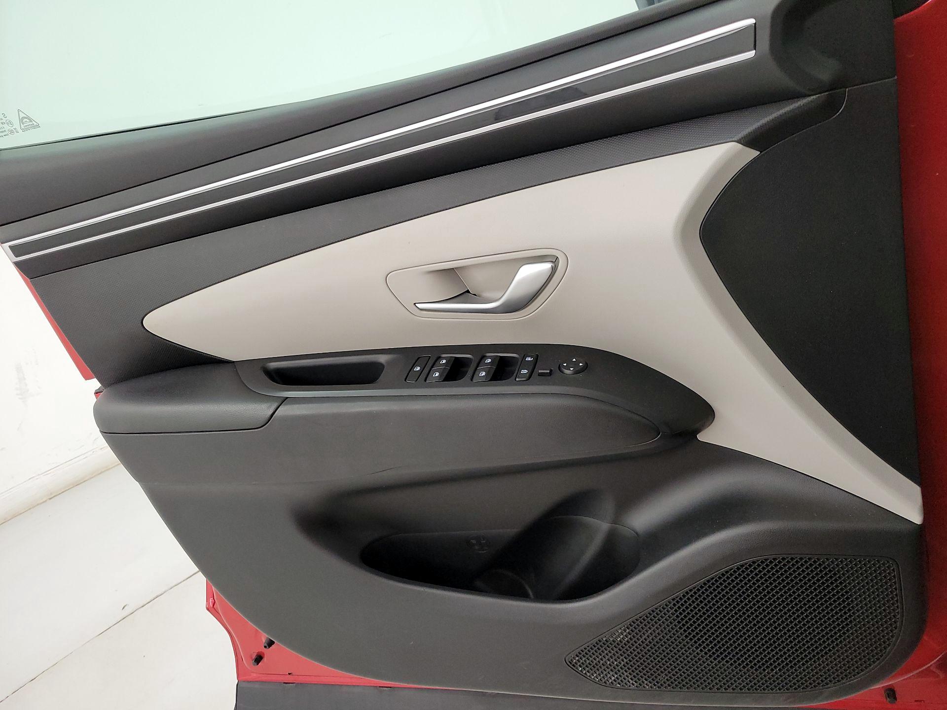 Thumbnail: 2022 Hyundai Tucson - 12