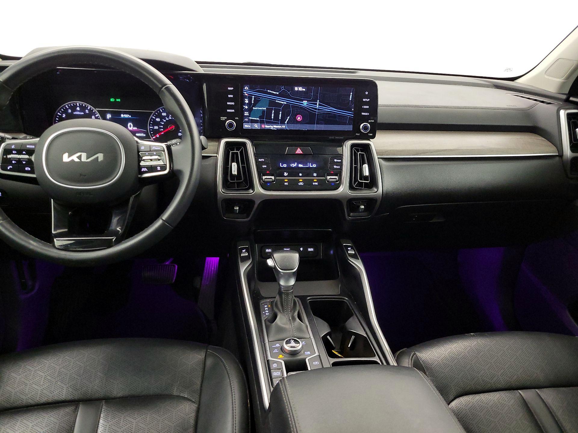 Thumbnail: 2023 Kia Sorento - 9
