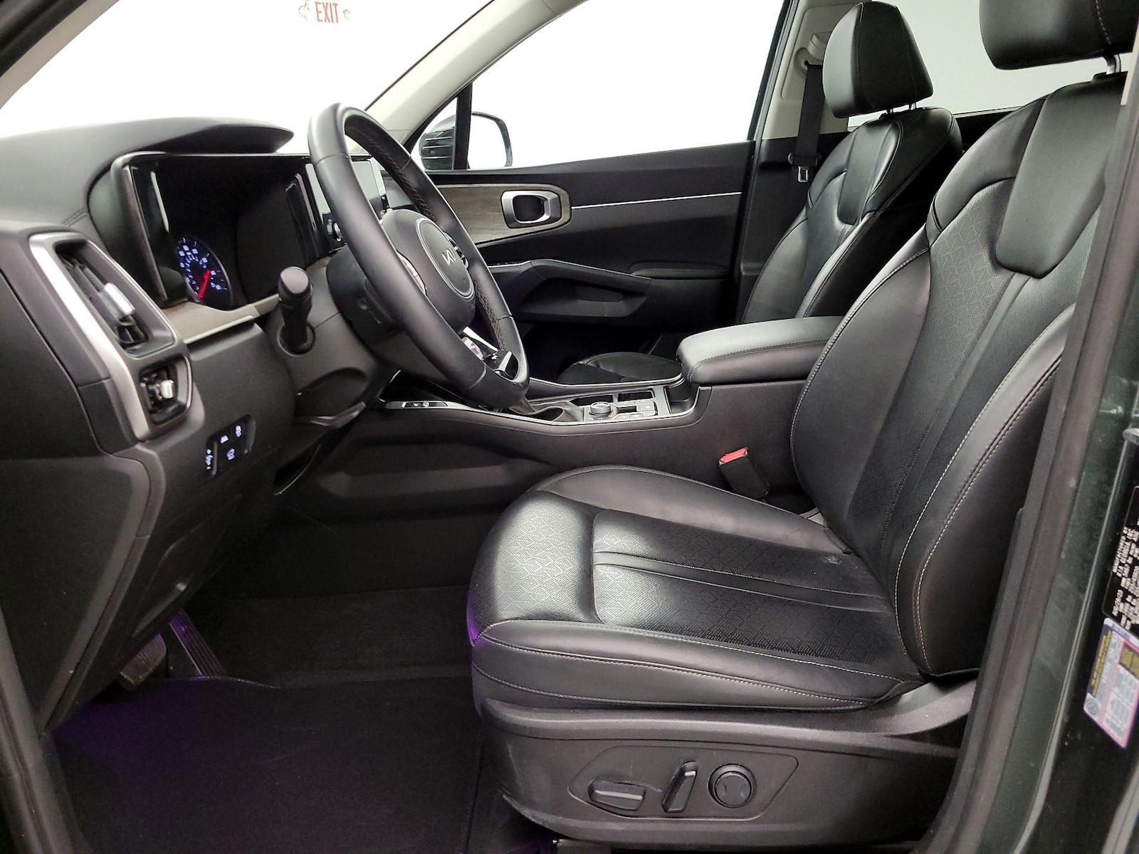 2023 Kia Sorento X-Line EX - Photo 12