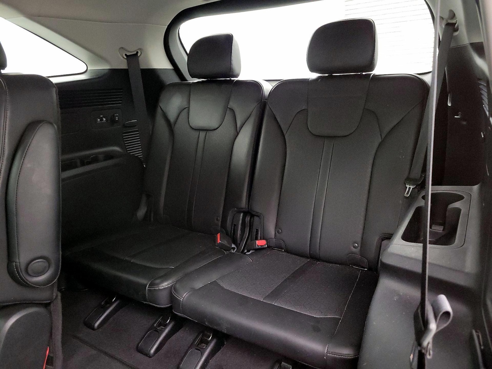 2023 Kia Sorento X-Line EX - Photo 23