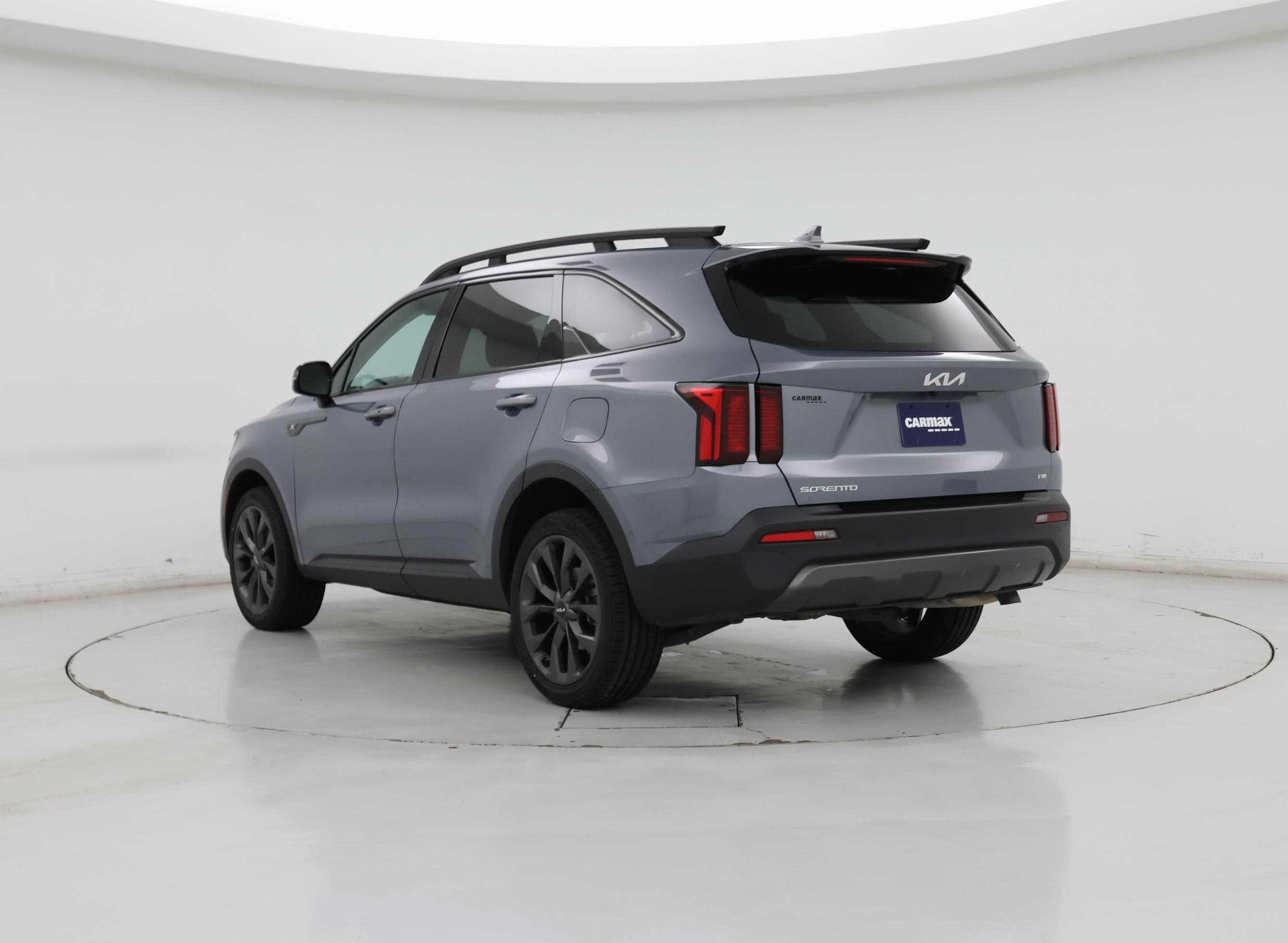 Thumbnail: 2023 Kia Sorento - 2