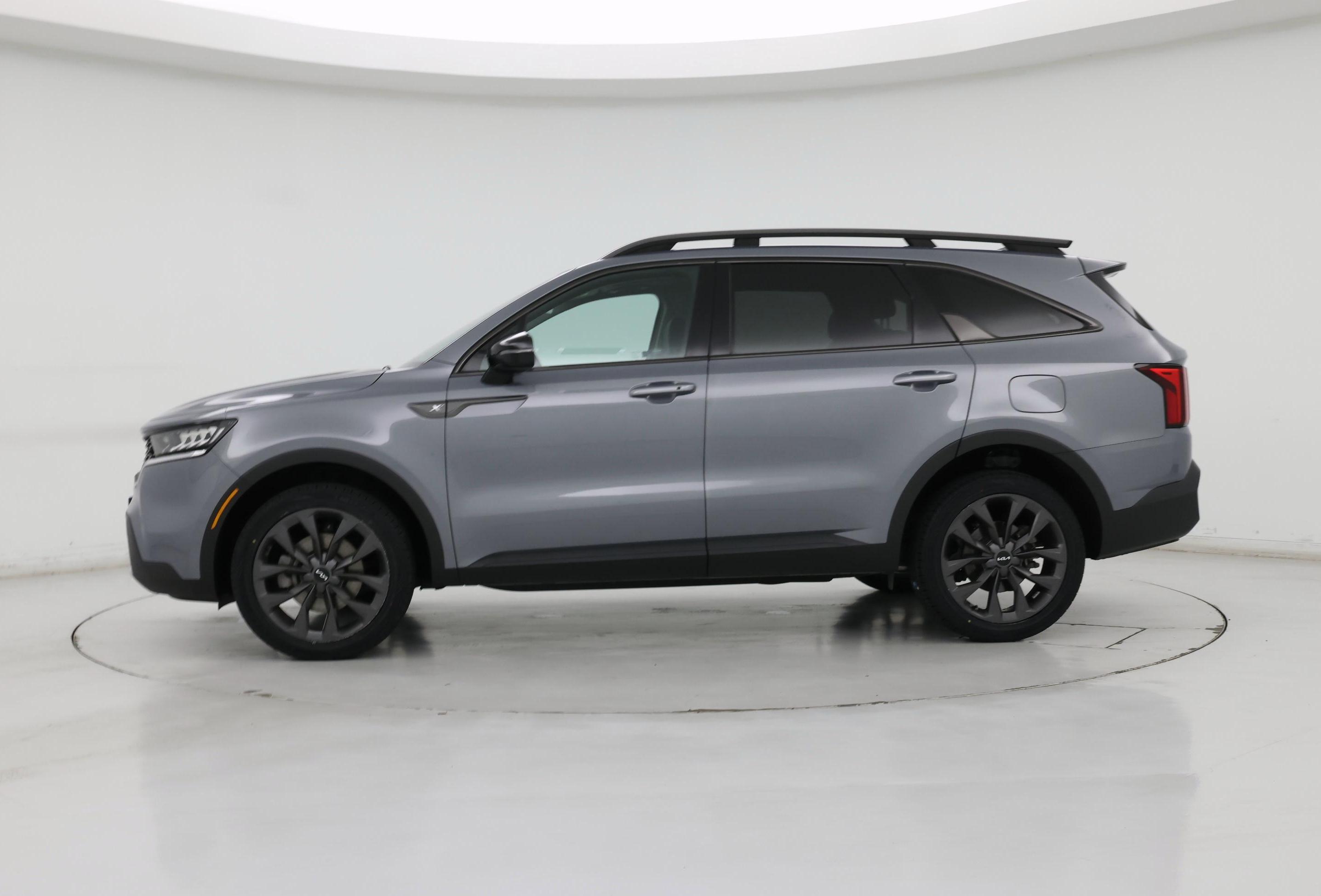 Thumbnail: 2023 Kia Sorento - 3
