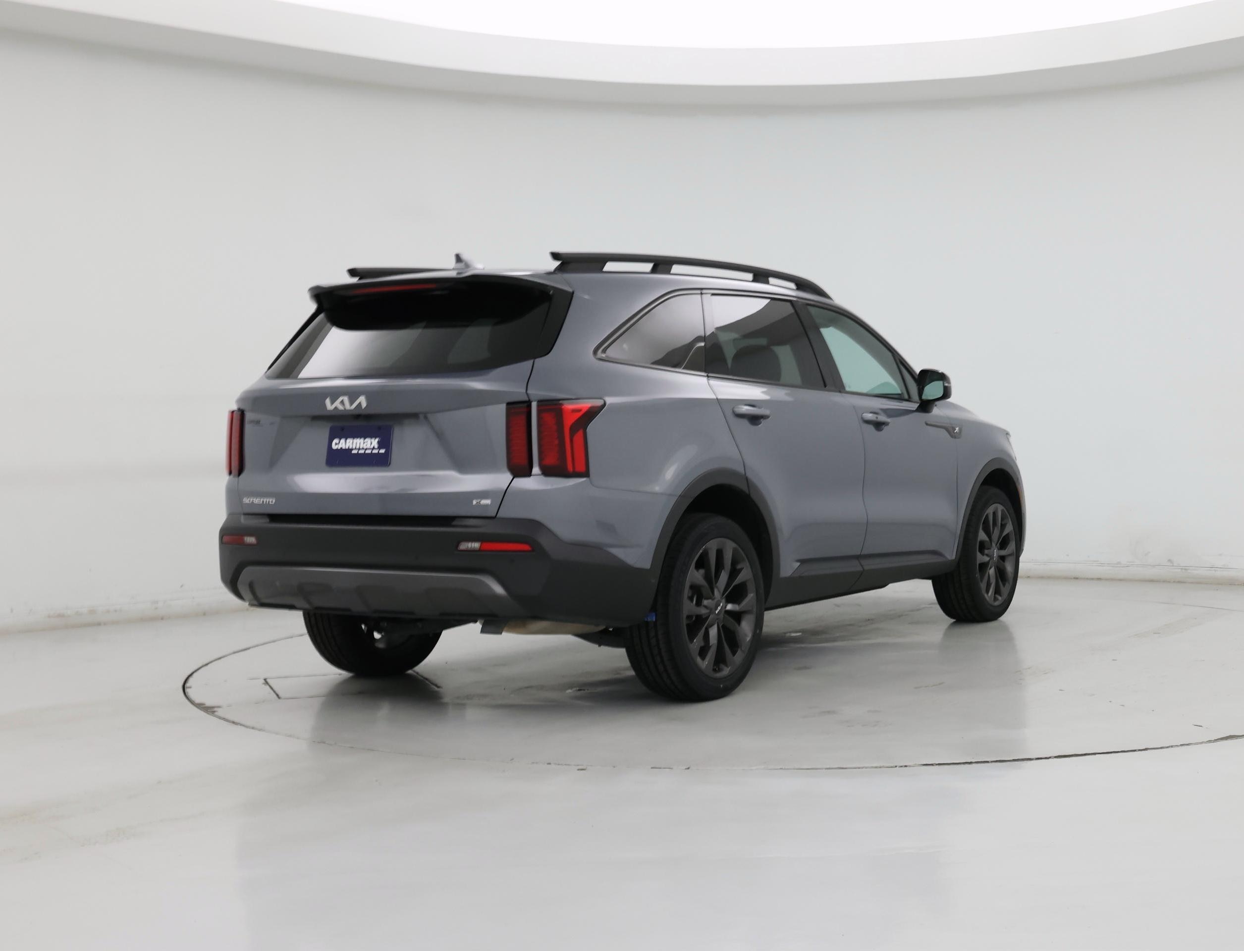 Thumbnail: 2023 Kia Sorento - 8