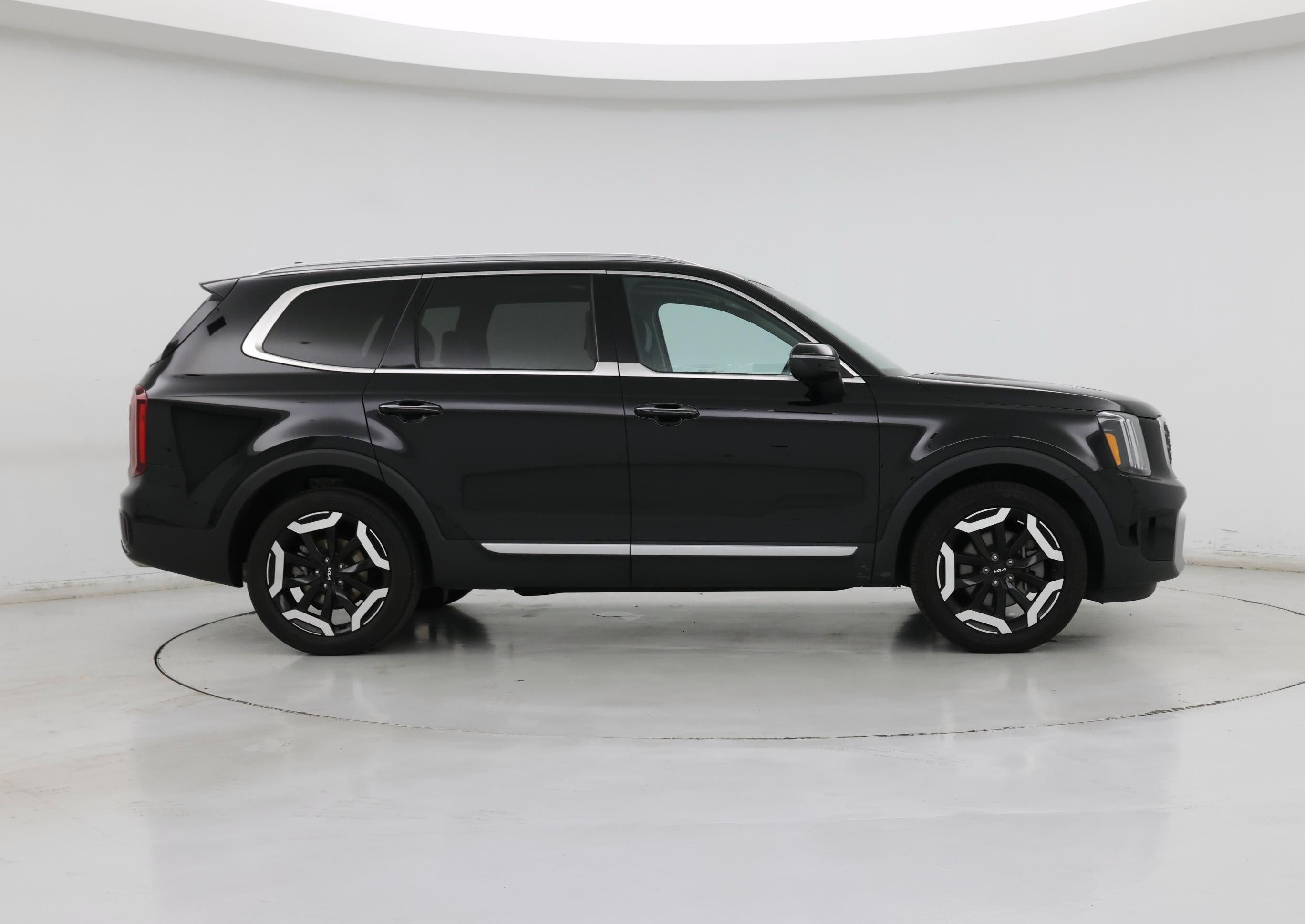 Thumbnail: 2023 Kia Telluride - 7