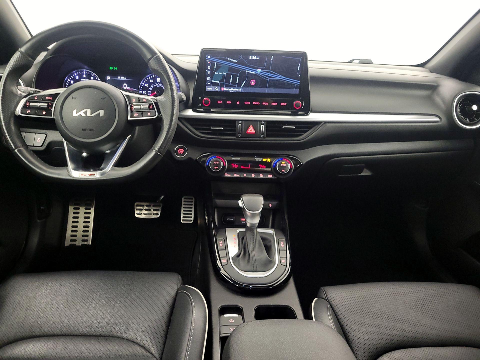 Thumbnail: 2023 Kia Forte - 9
