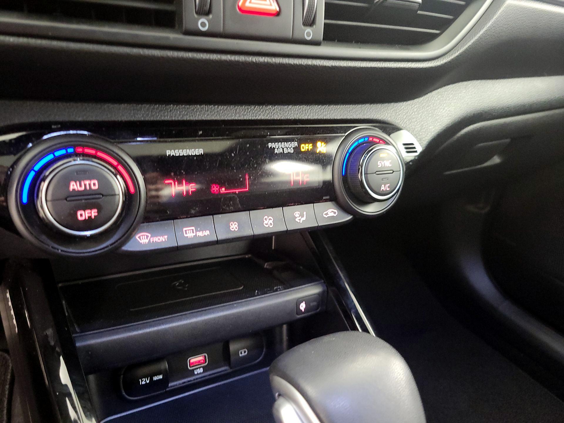 Thumbnail: 2023 Kia Forte - 17