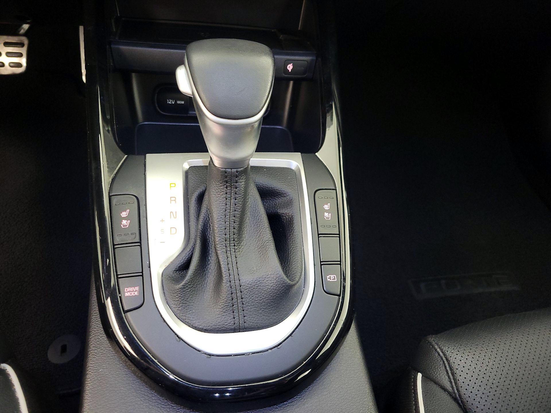 Thumbnail: 2023 Kia Forte - 18