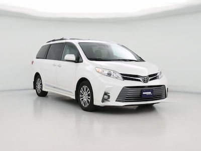2020 Toyota Sienna XLE