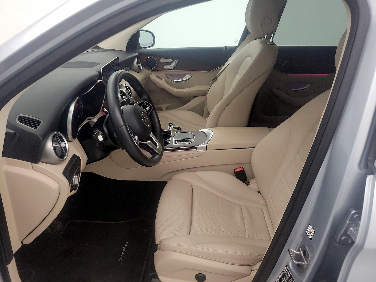 2022 Mercedes-Benz GLC GLC300 - Photo 12