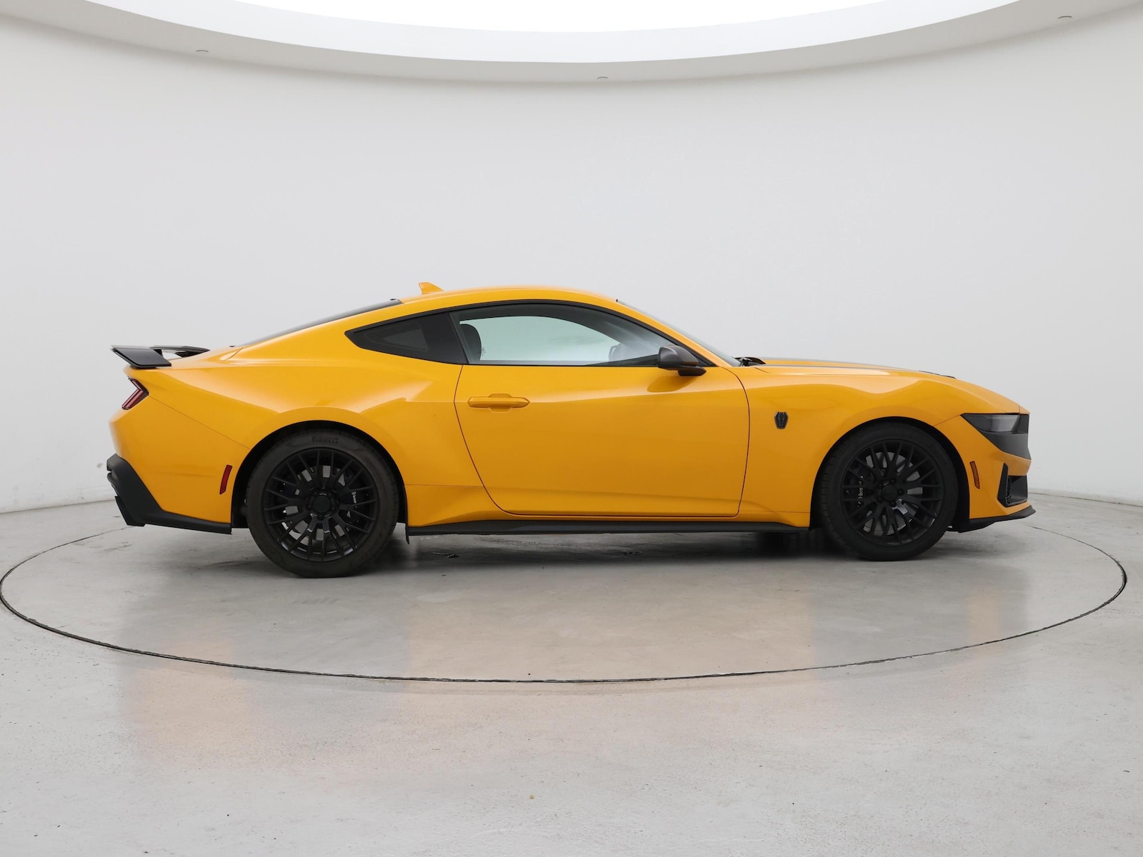 2026 Ford Mustang Dark Horse - Photo 8