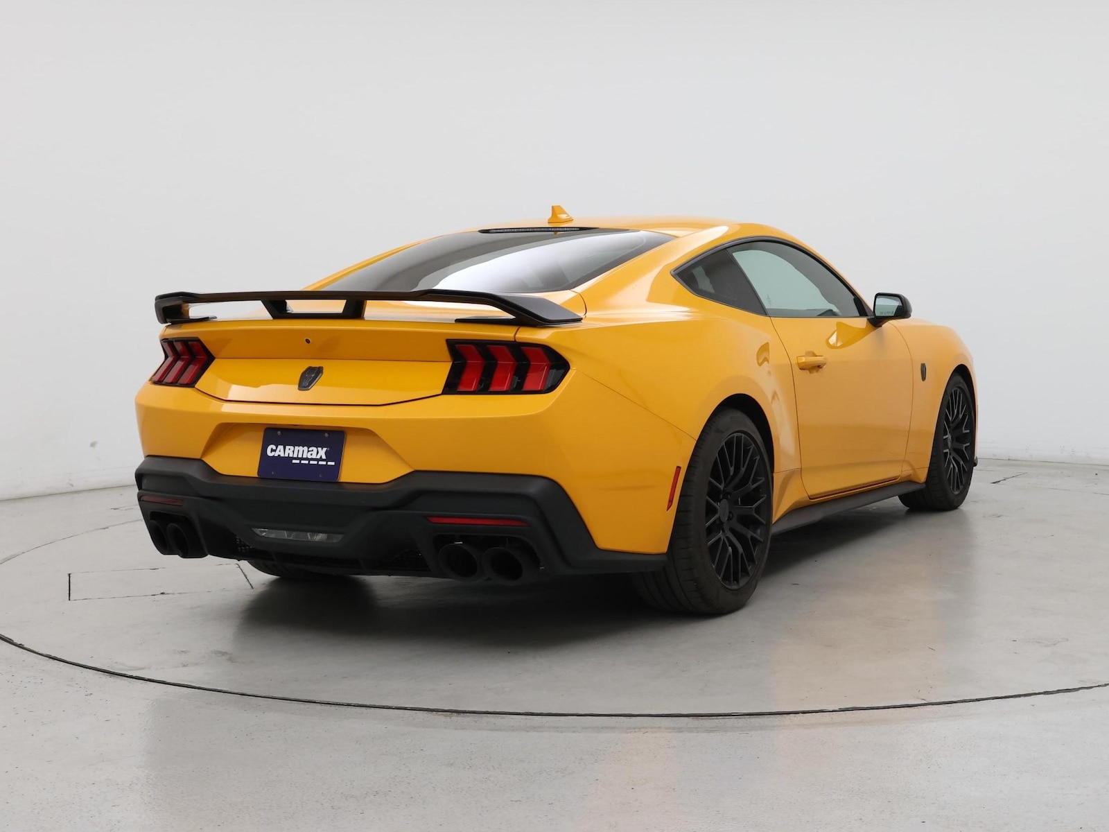 2026 Ford Mustang Dark Horse - Photo 9