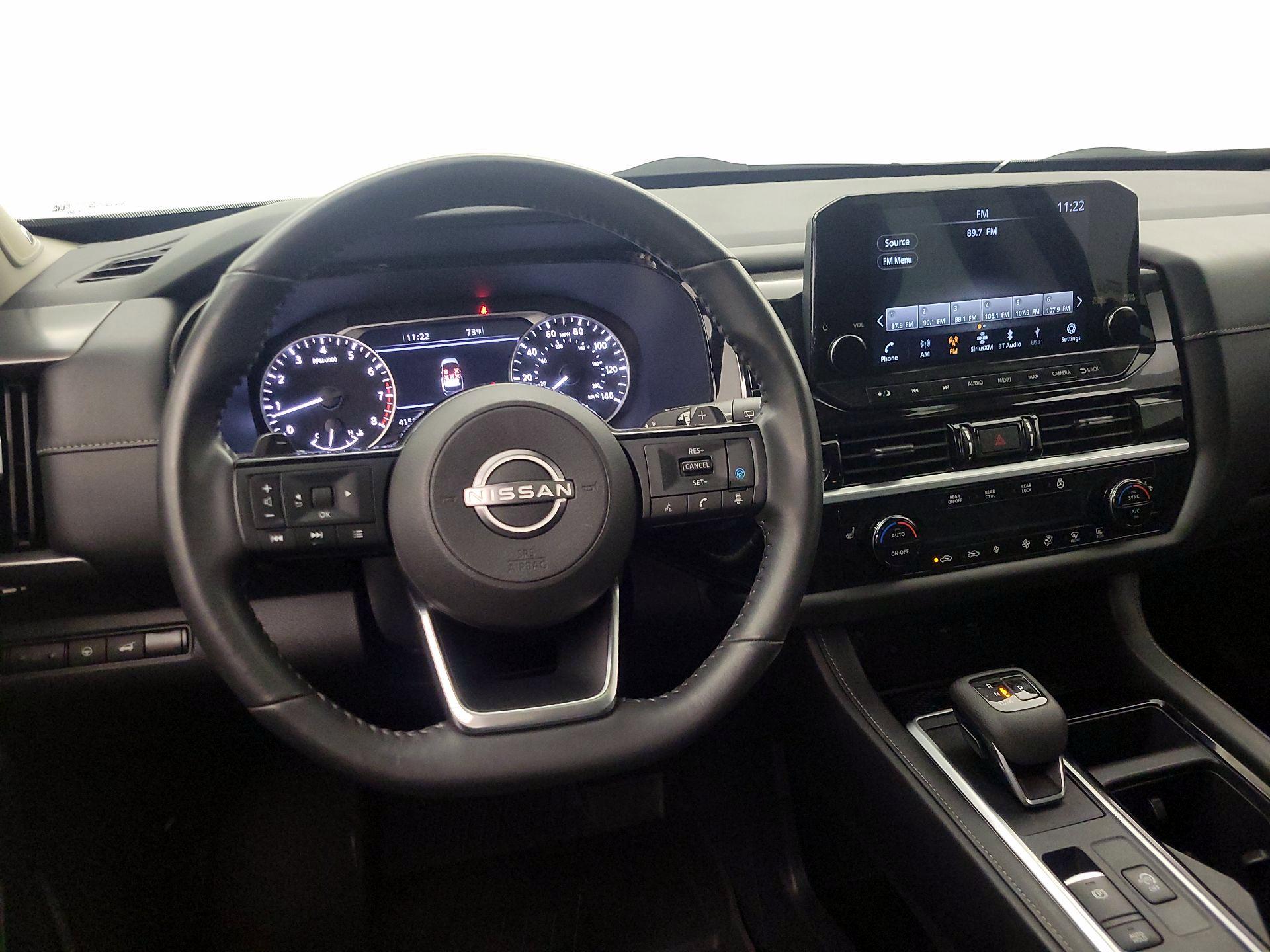 Thumbnail: 2023 Nissan Pathfinder - 10