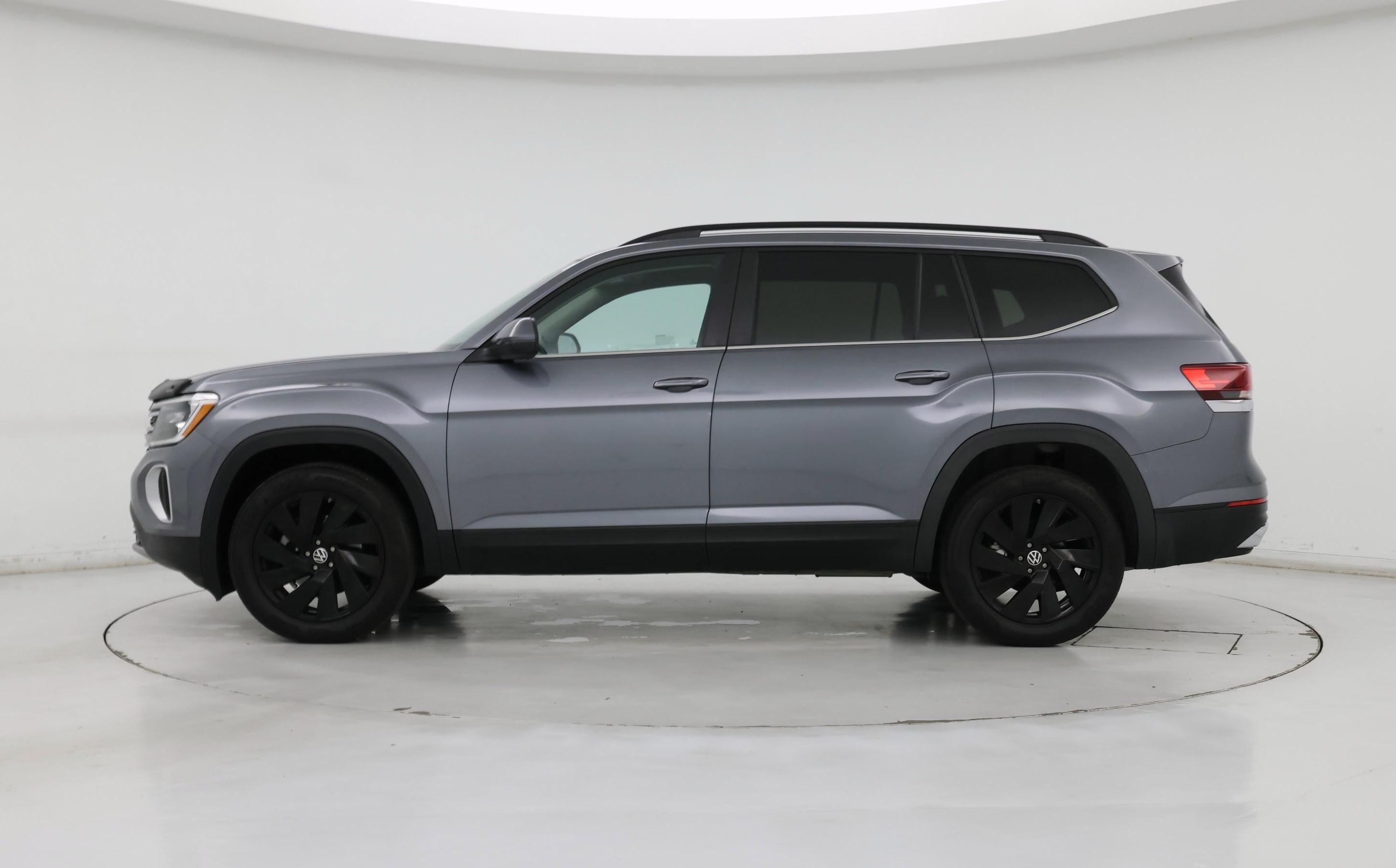 Thumbnail: 2024 Volkswagen Atlas - 3