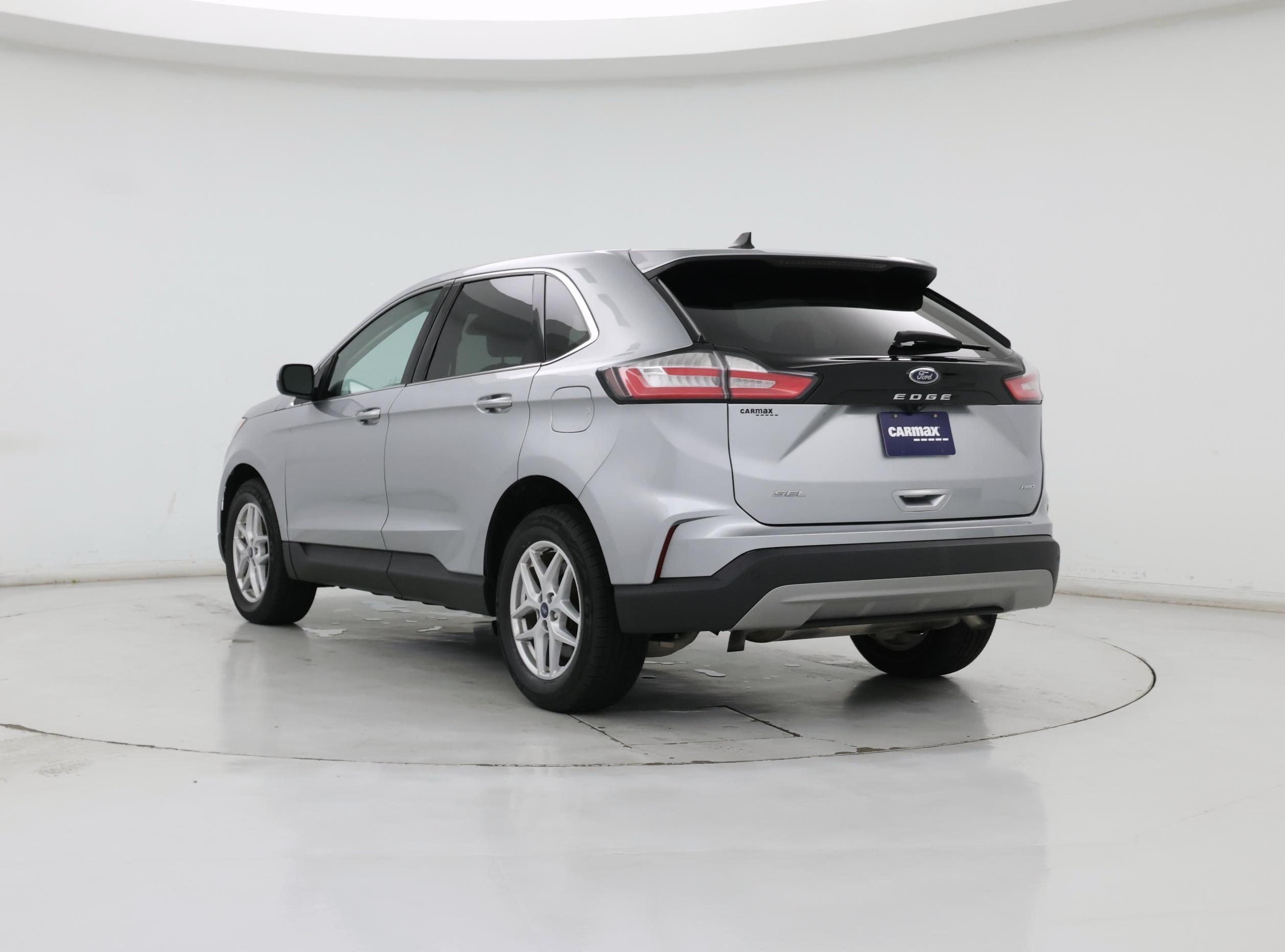 Thumbnail: 2021 Ford Edge - 2