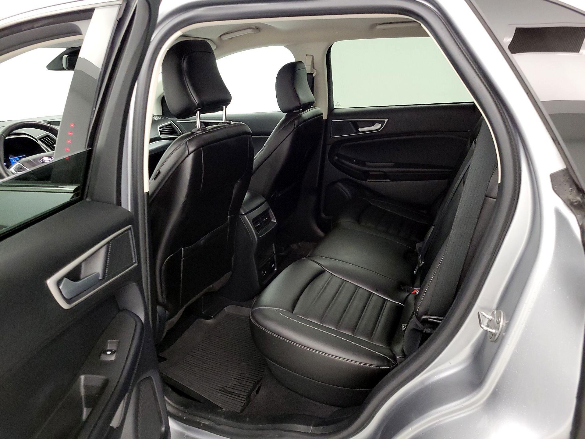 Thumbnail: 2021 Ford Edge - 19