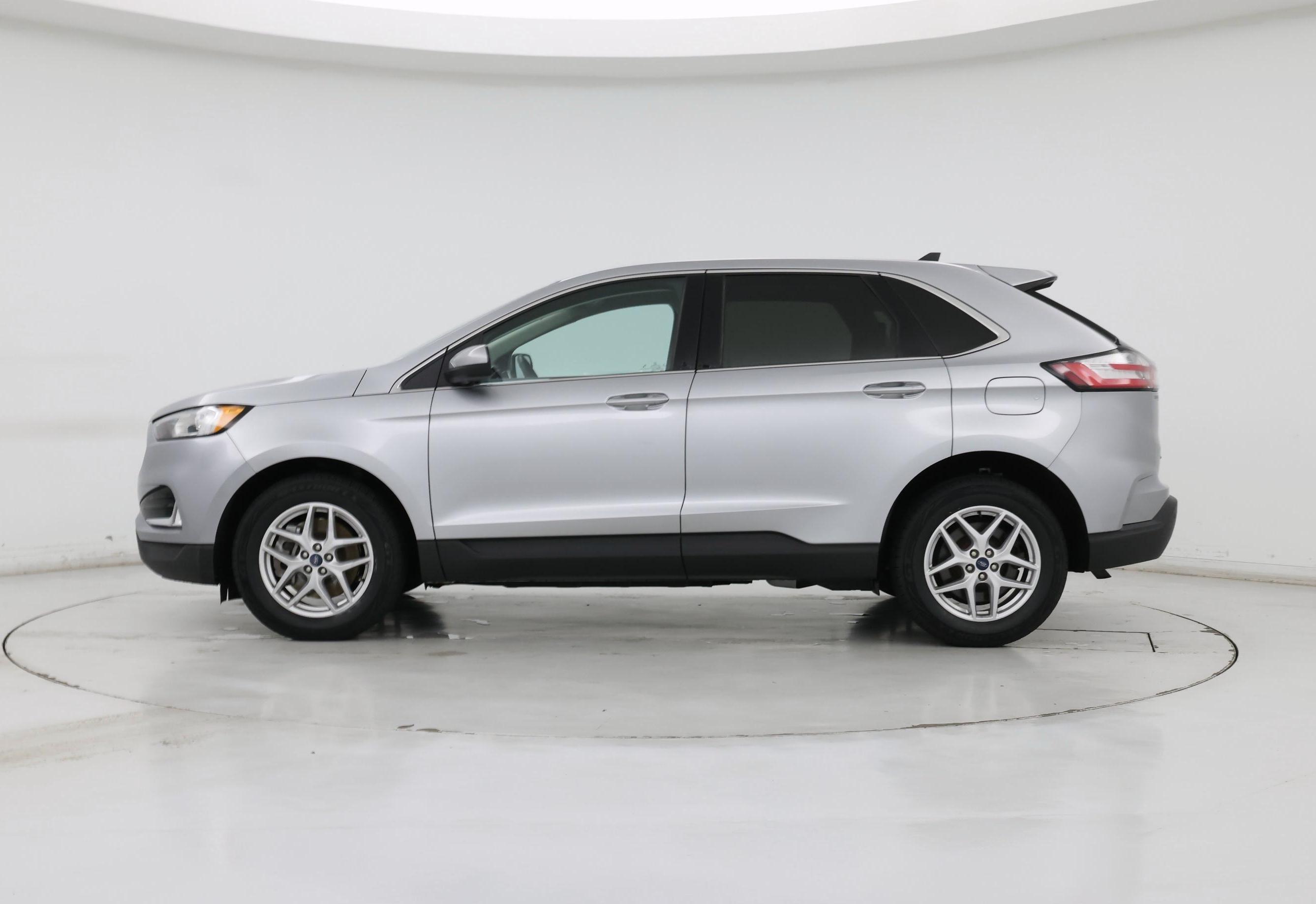 Thumbnail: 2021 Ford Edge - 3
