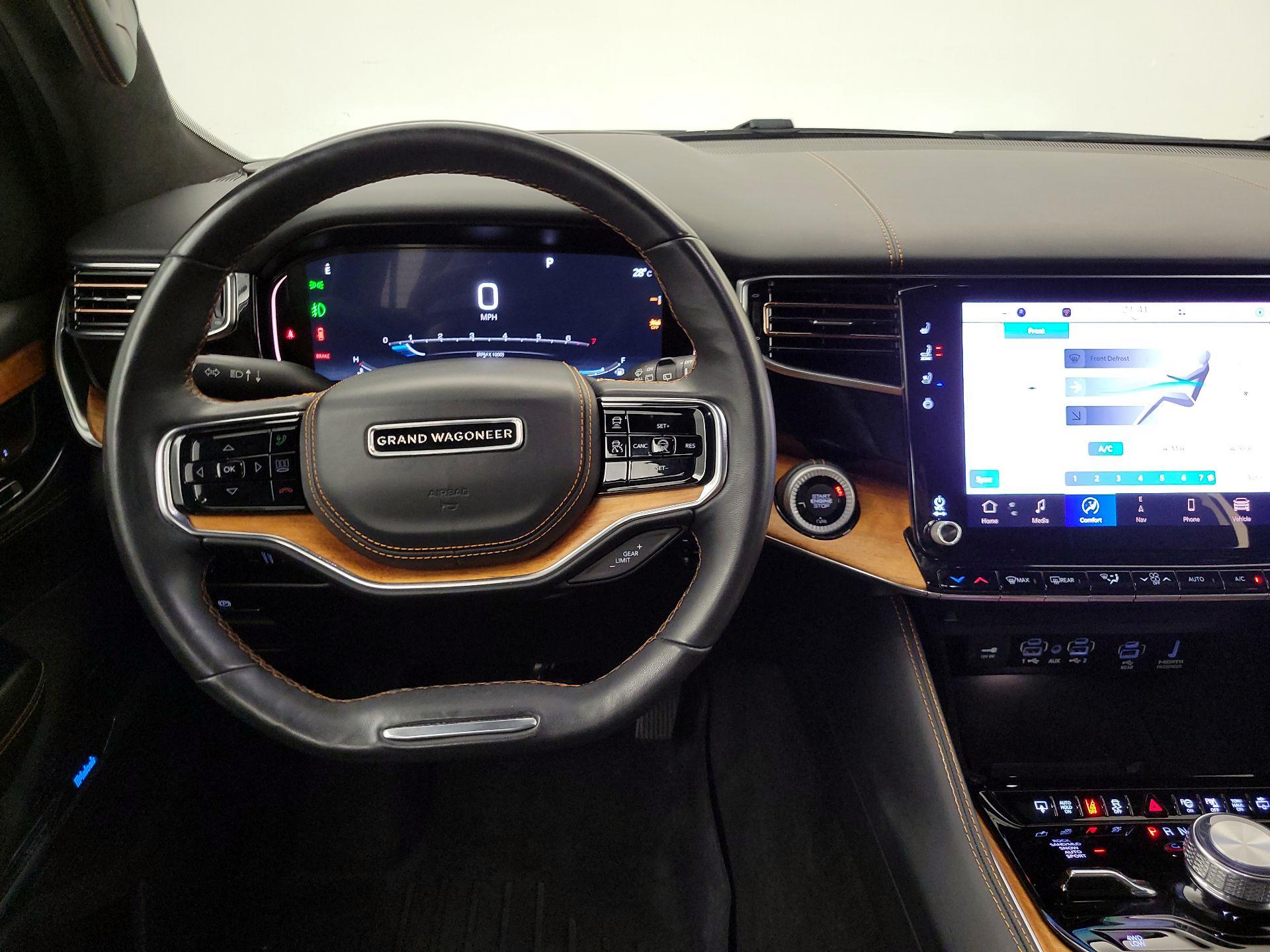Thumbnail: 2022 Jeep Grand Wagoneer - 10