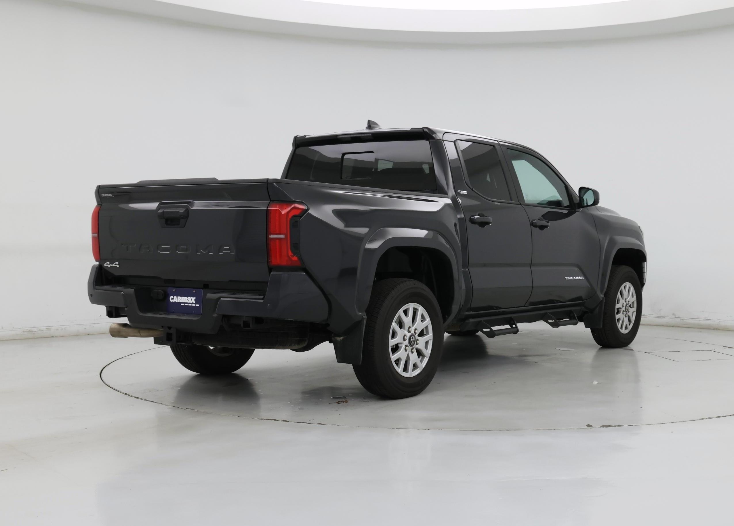 Thumbnail: 2024 Toyota Tacoma - 8