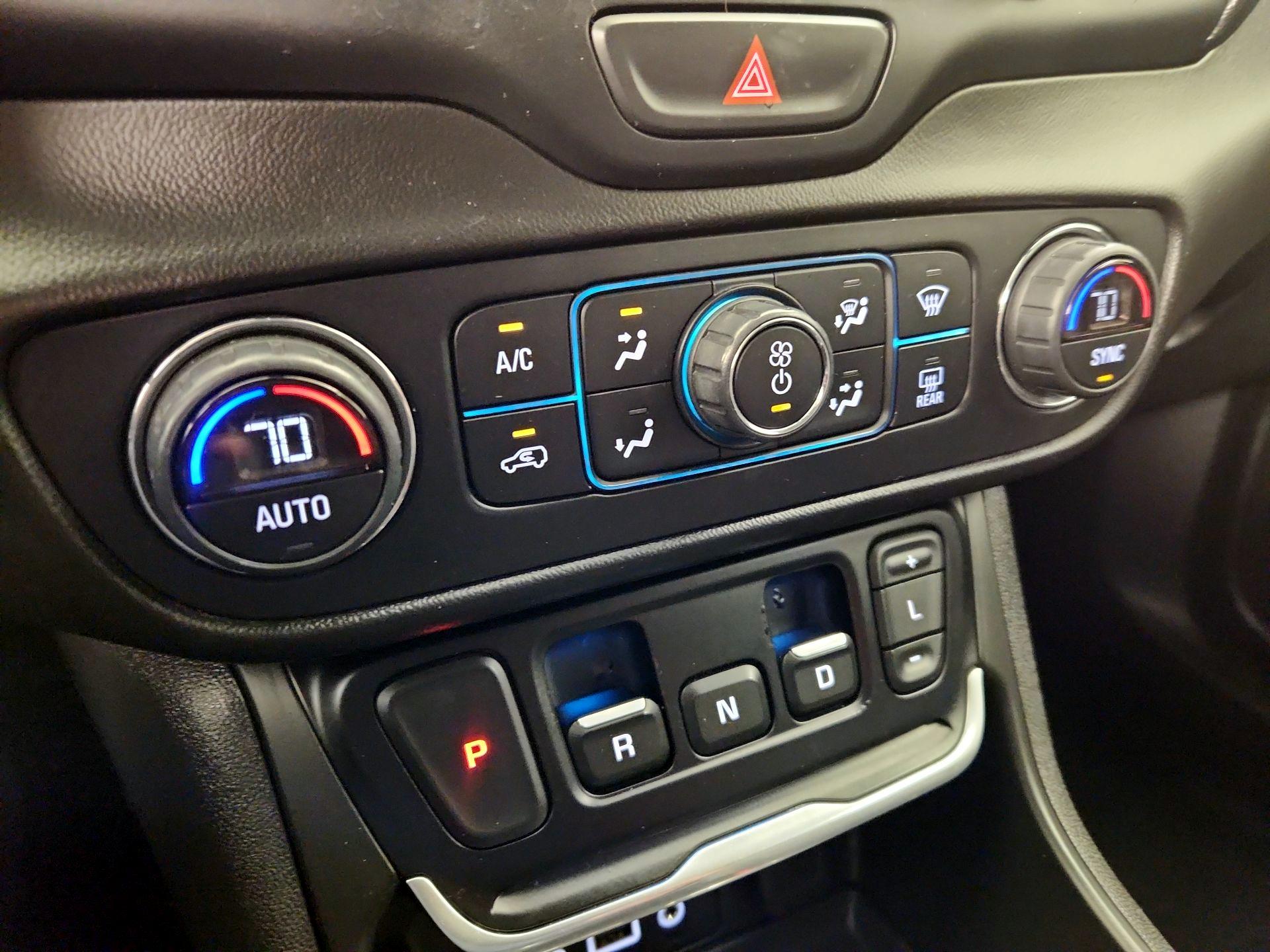 Thumbnail: 2021 GMC Terrain - 17