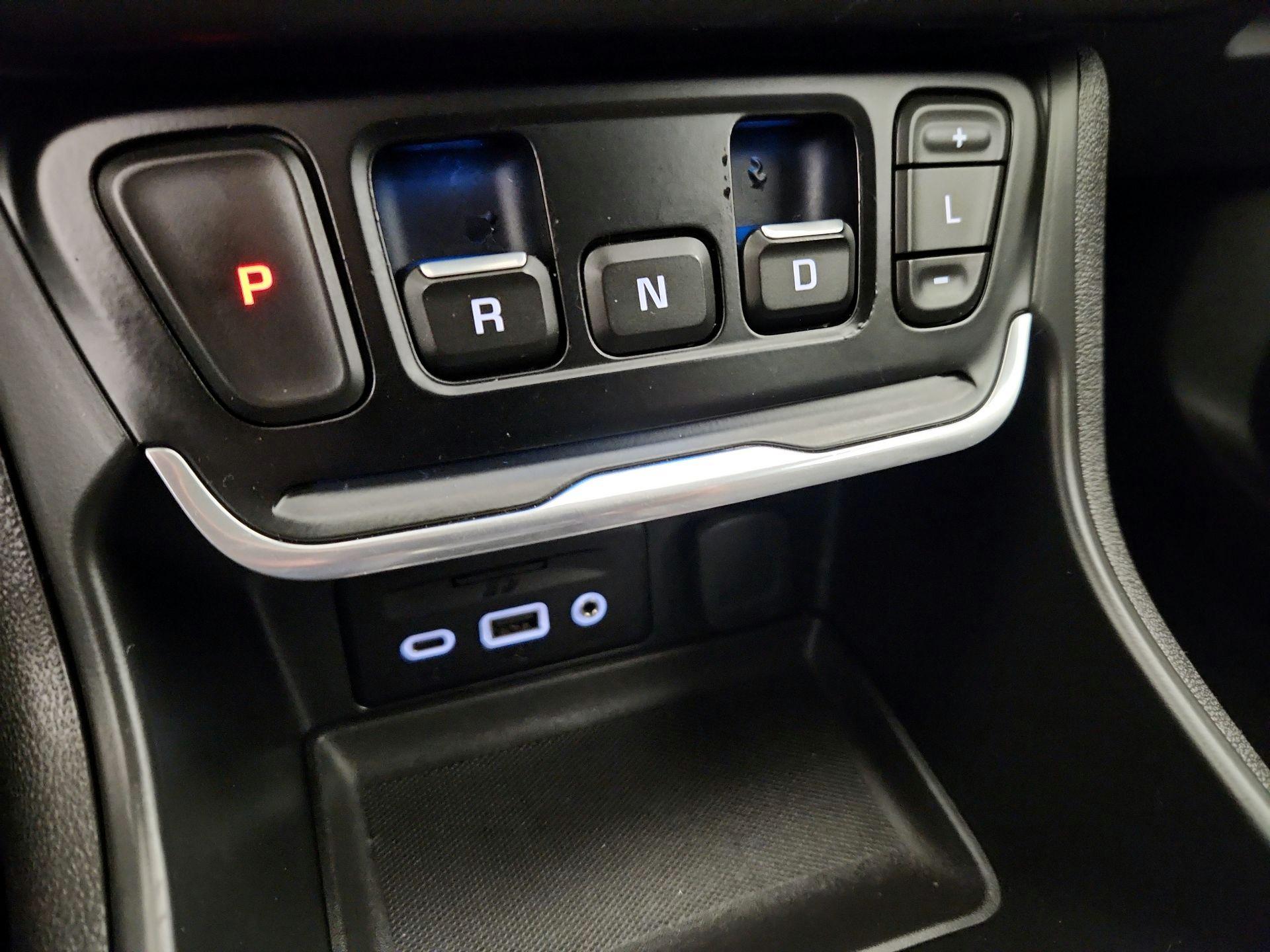 Thumbnail: 2021 GMC Terrain - 18