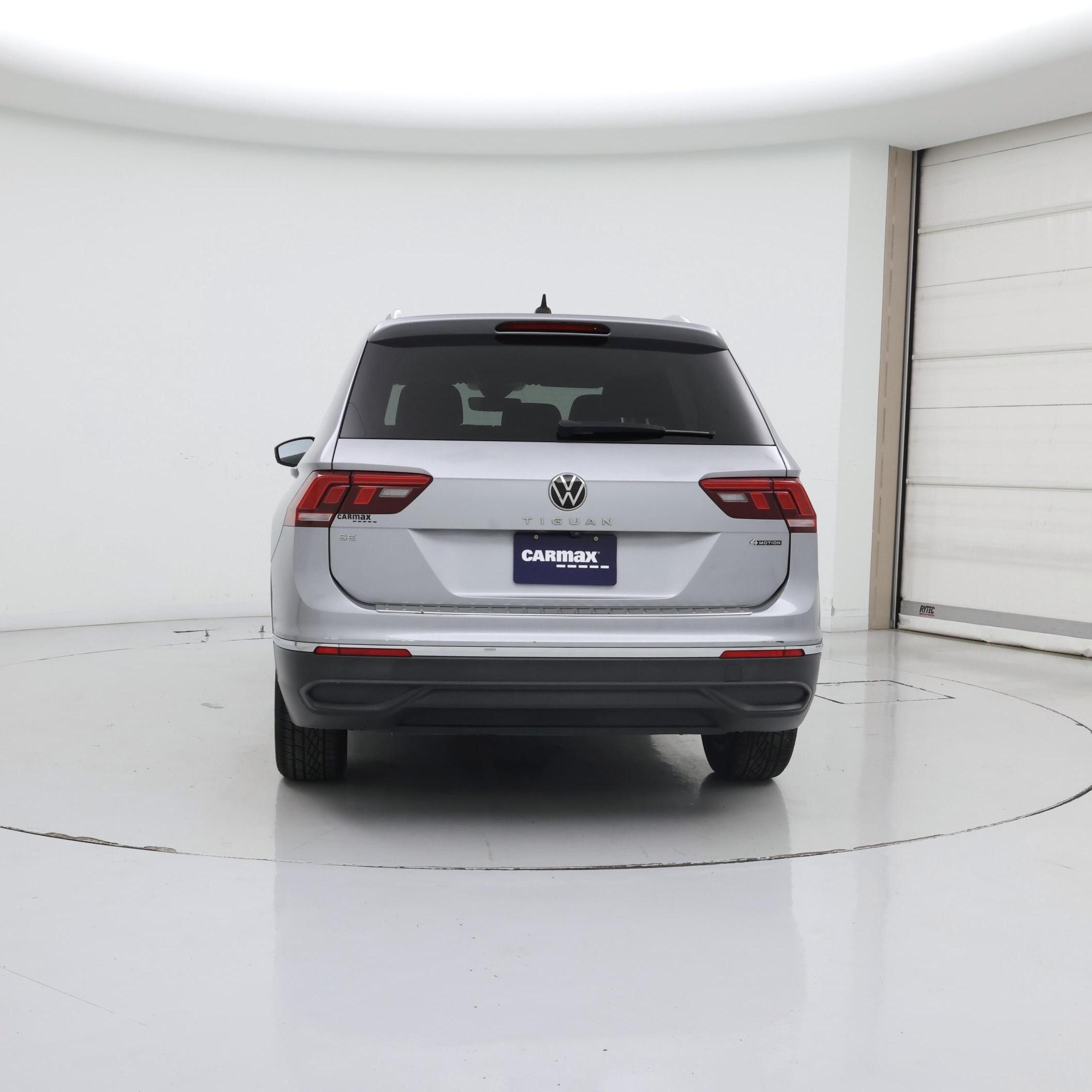 Thumbnail: 2022 Volkswagen Tiguan - 6