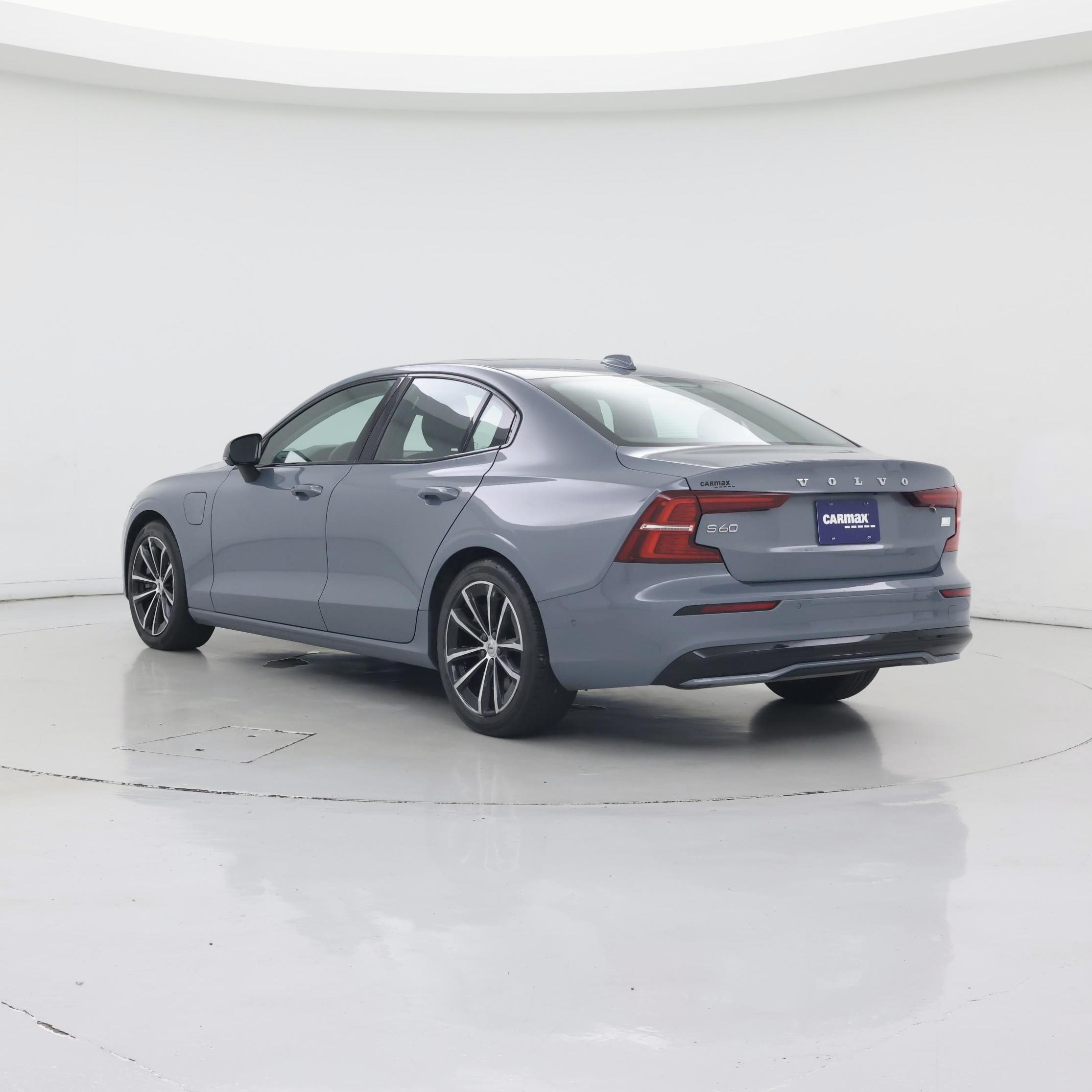 Thumbnail: 2023 Volvo S60 - 2