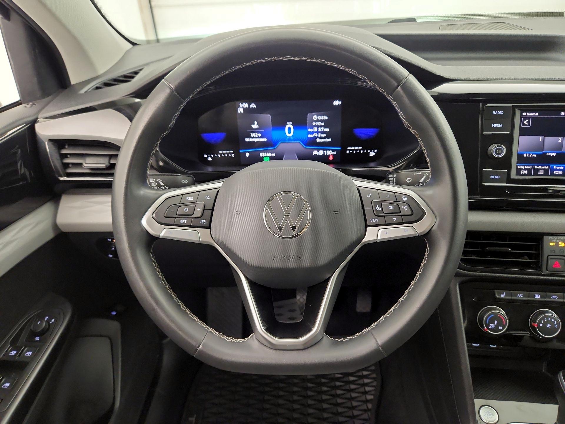 Thumbnail: 2023 Volkswagen Taos - 10