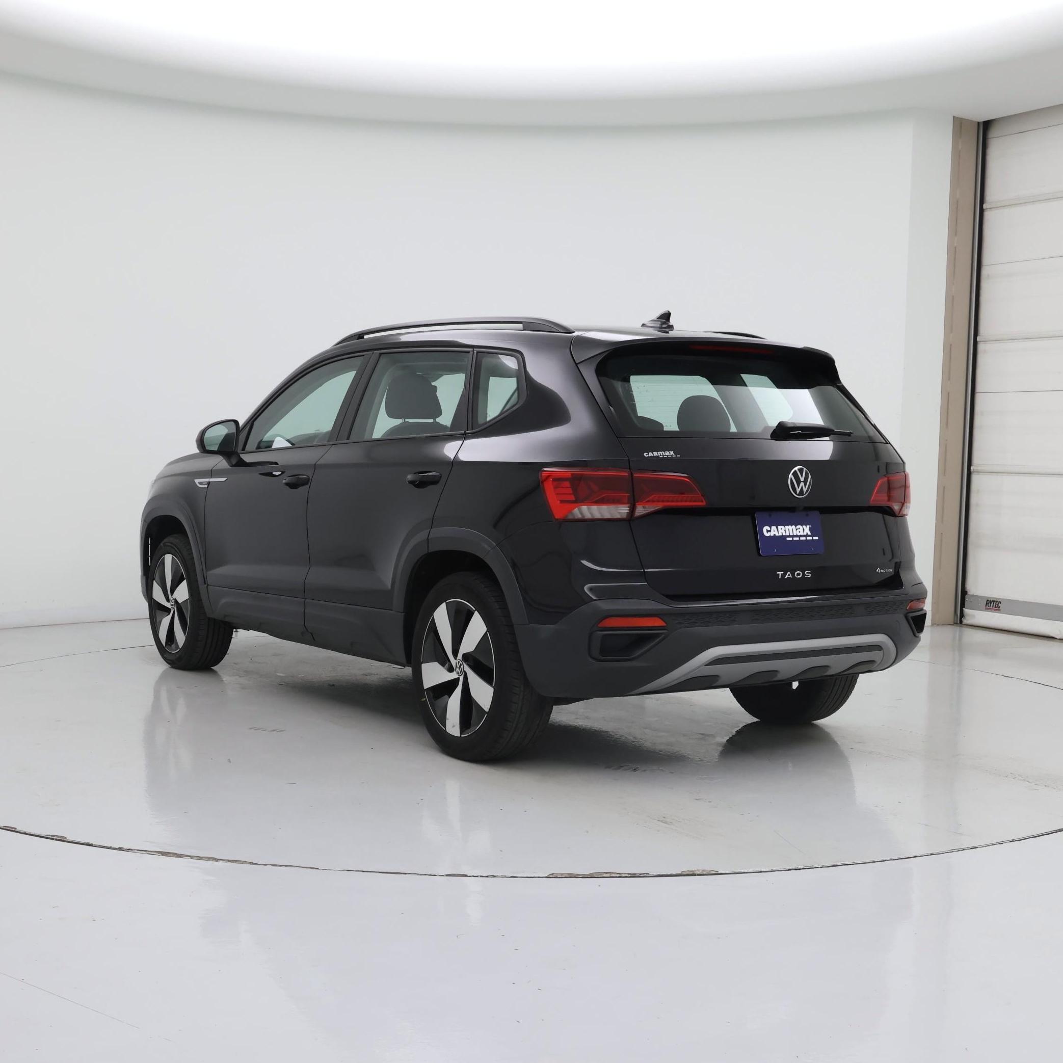 Thumbnail: 2023 Volkswagen Taos - 2