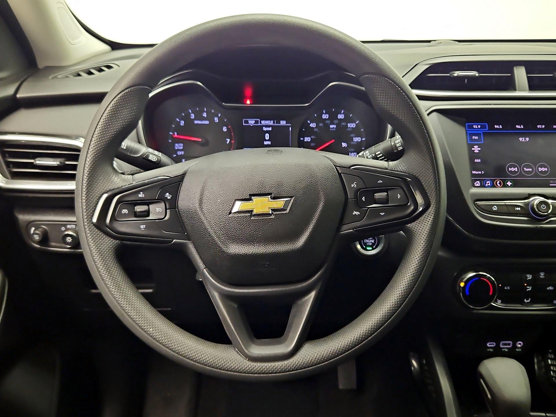Thumbnail: 2023 Chevrolet TrailBlazer - 10
